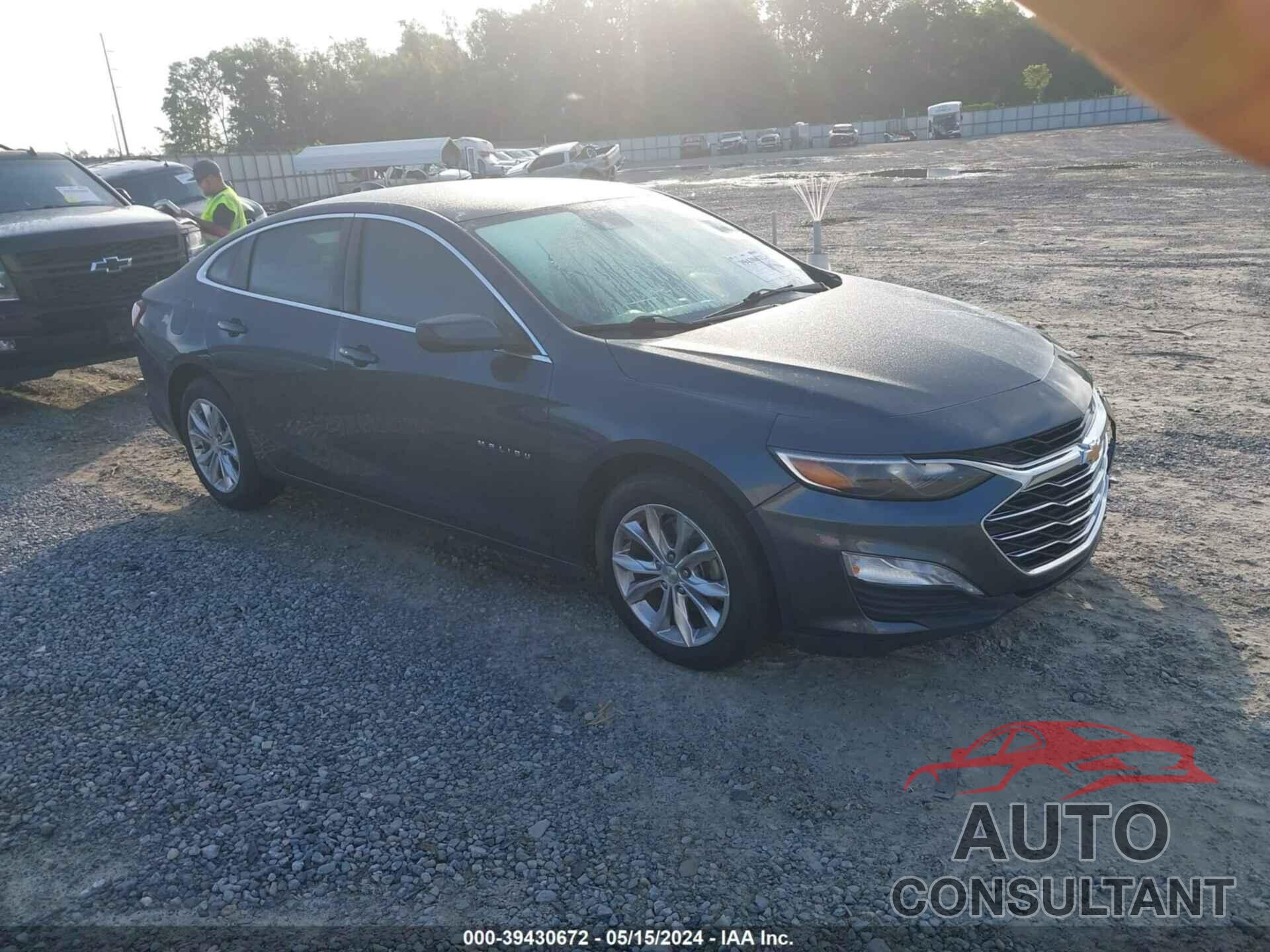 CHEVROLET MALIBU 2019 - 1G1ZD5ST2KF199495