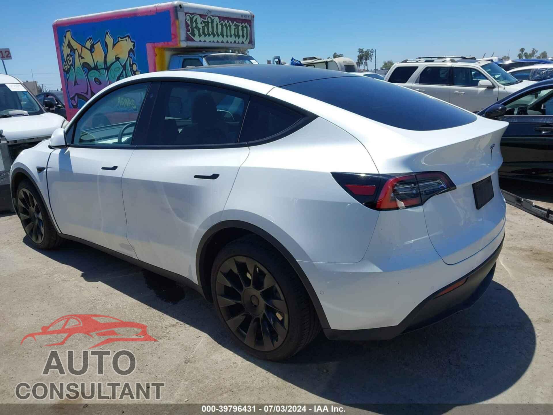 TESLA MODEL Y 2020 - 5YJYGDEE4LF058564