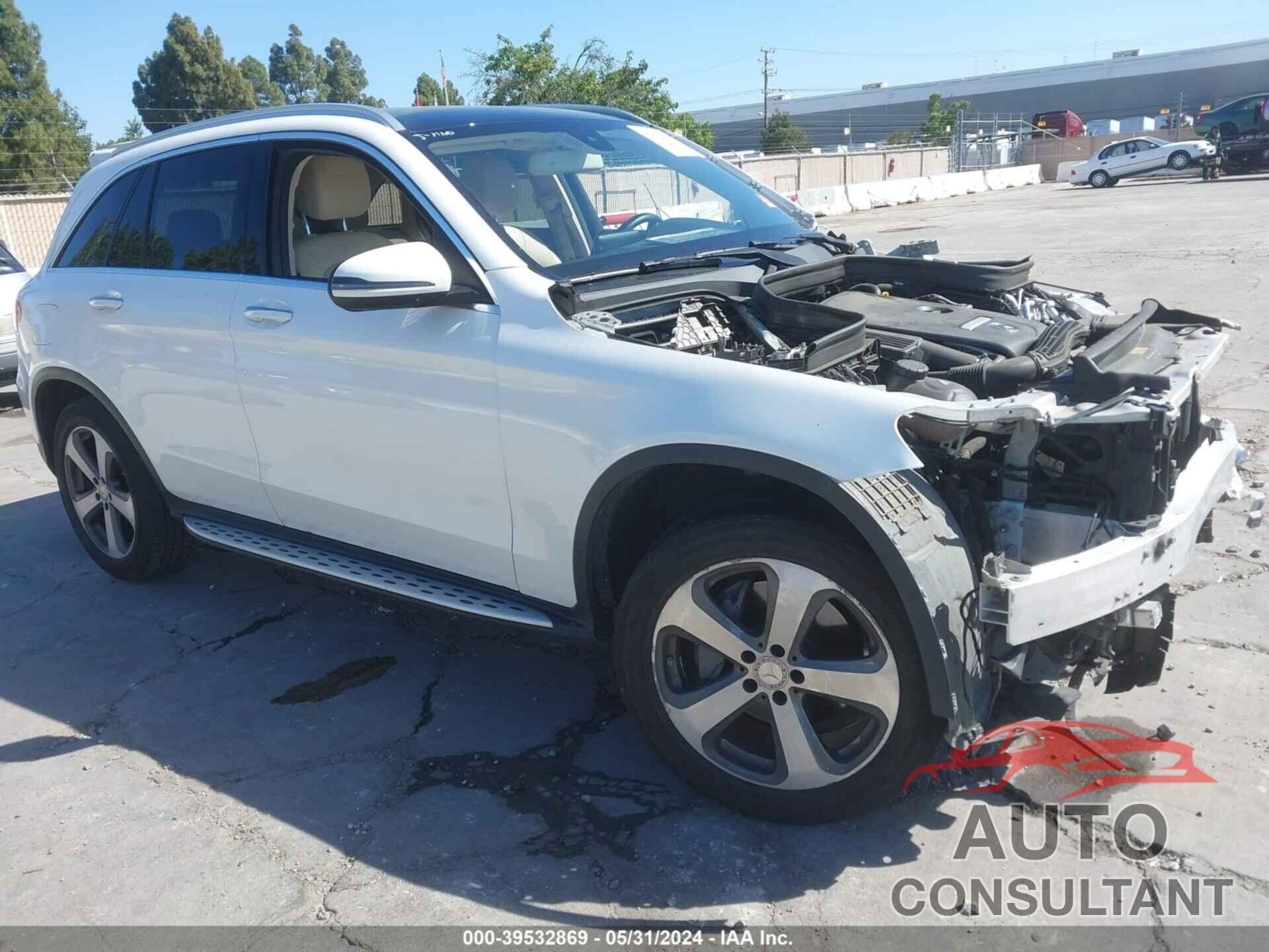 MERCEDES-BENZ GLC 300 2016 - WDC0G4KB9GF045585