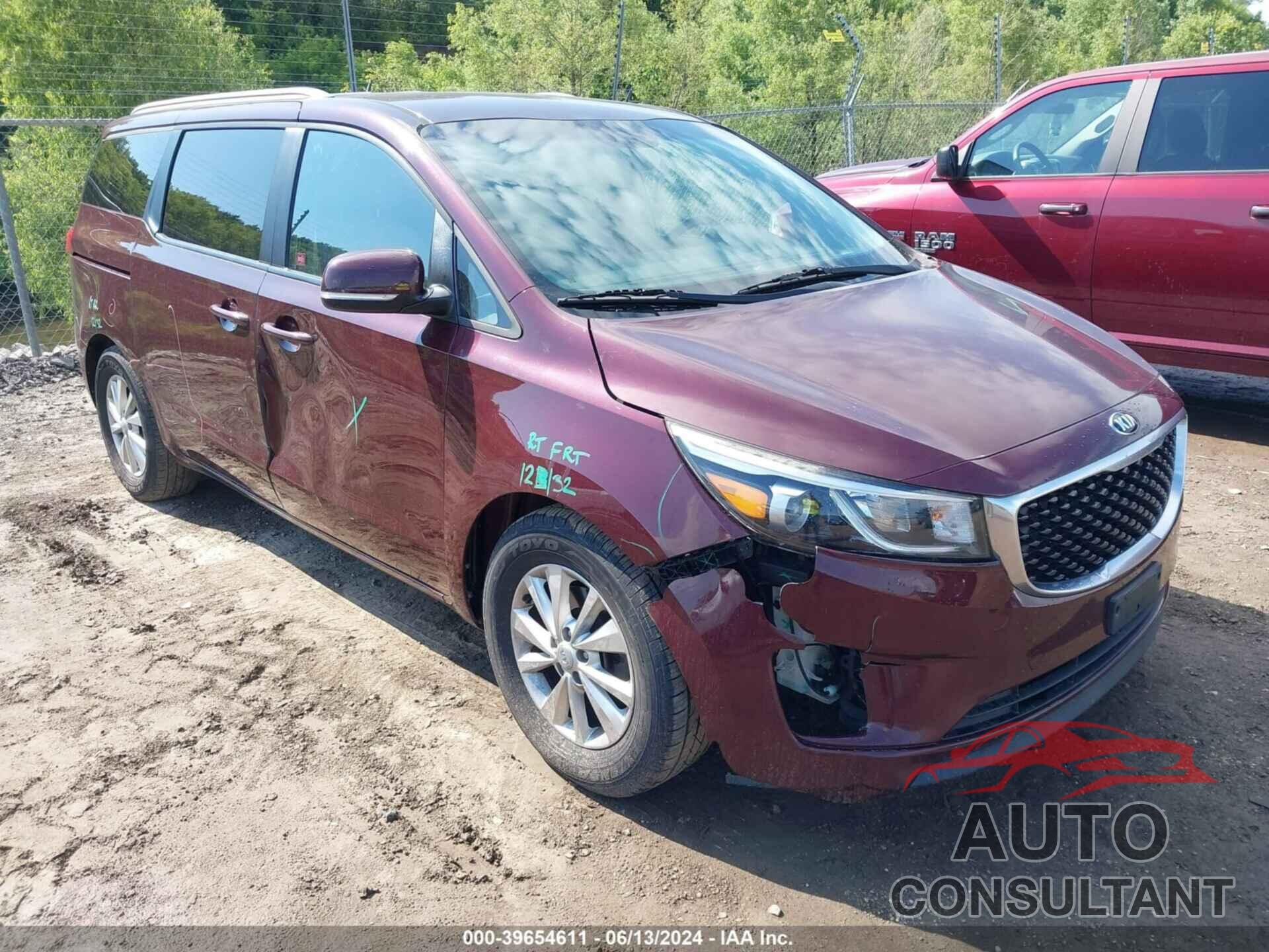 KIA SEDONA 2016 - KNDMB5C13G6145246