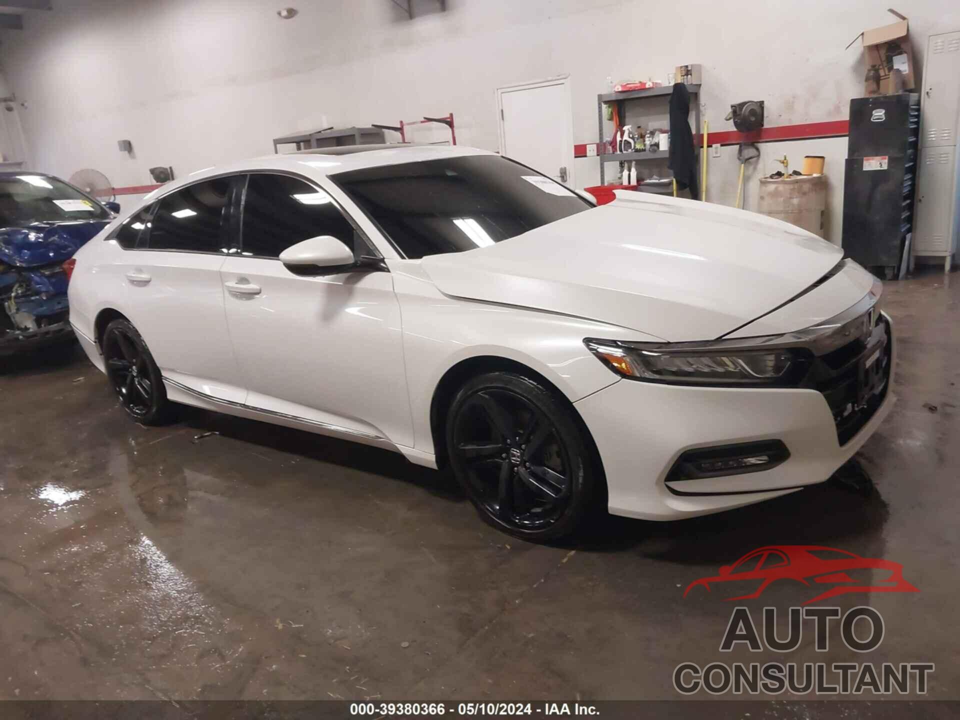 HONDA ACCORD 2018 - 1HGCV2F57JA028694