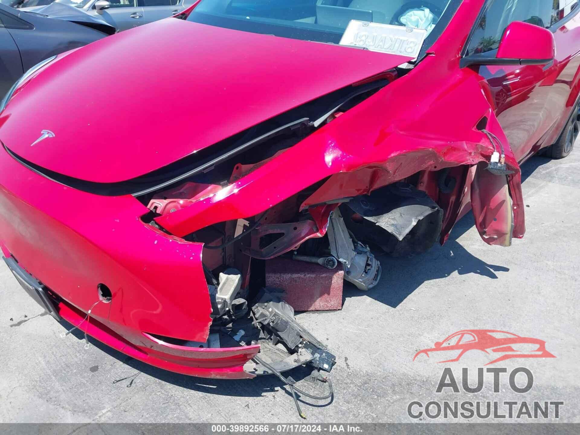 TESLA MODEL Y 2021 - 5YJYGDEE5MF075262