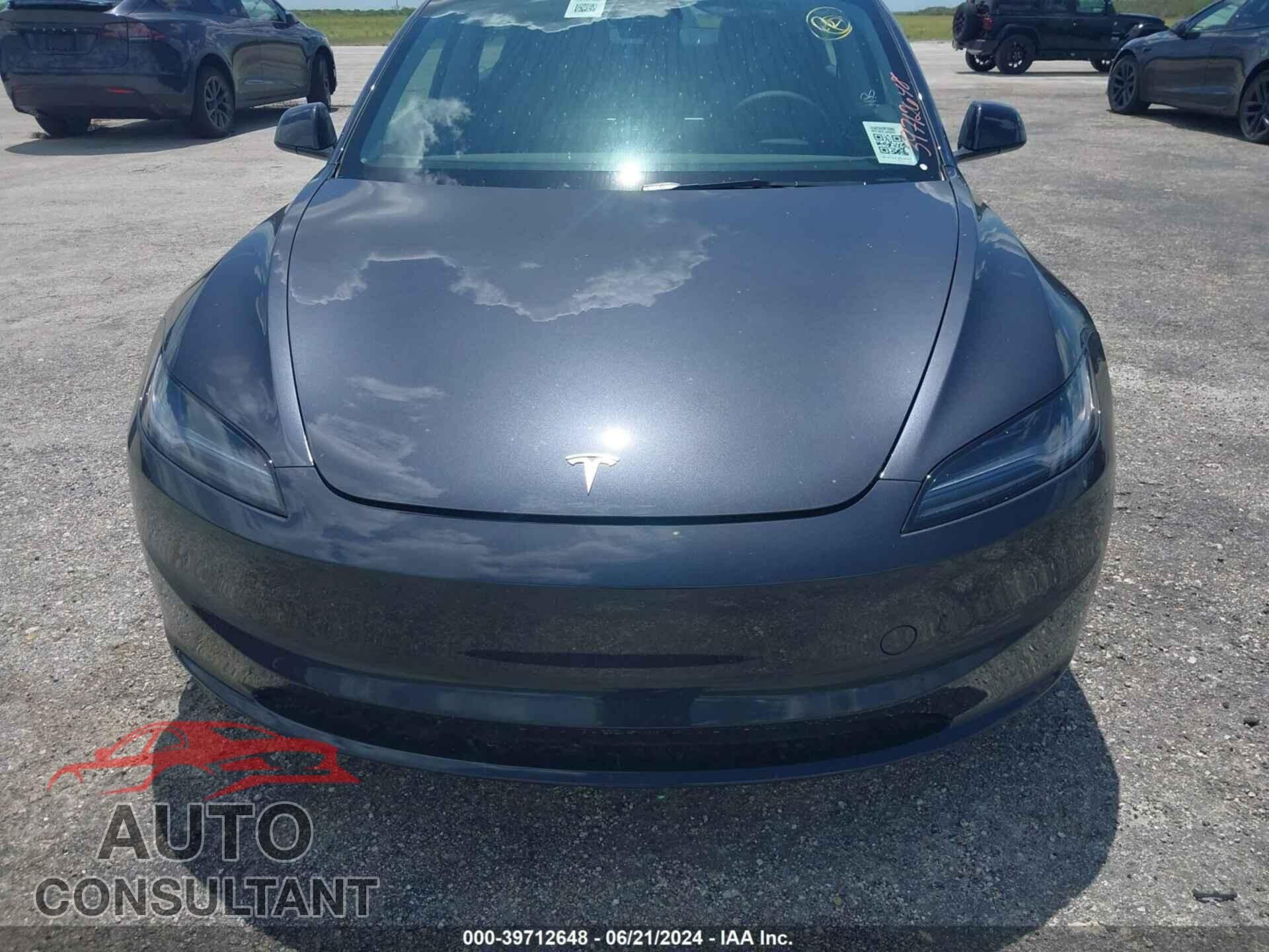 TESLA MODEL 3 2024 - 5YJ3E1EA7RF752685