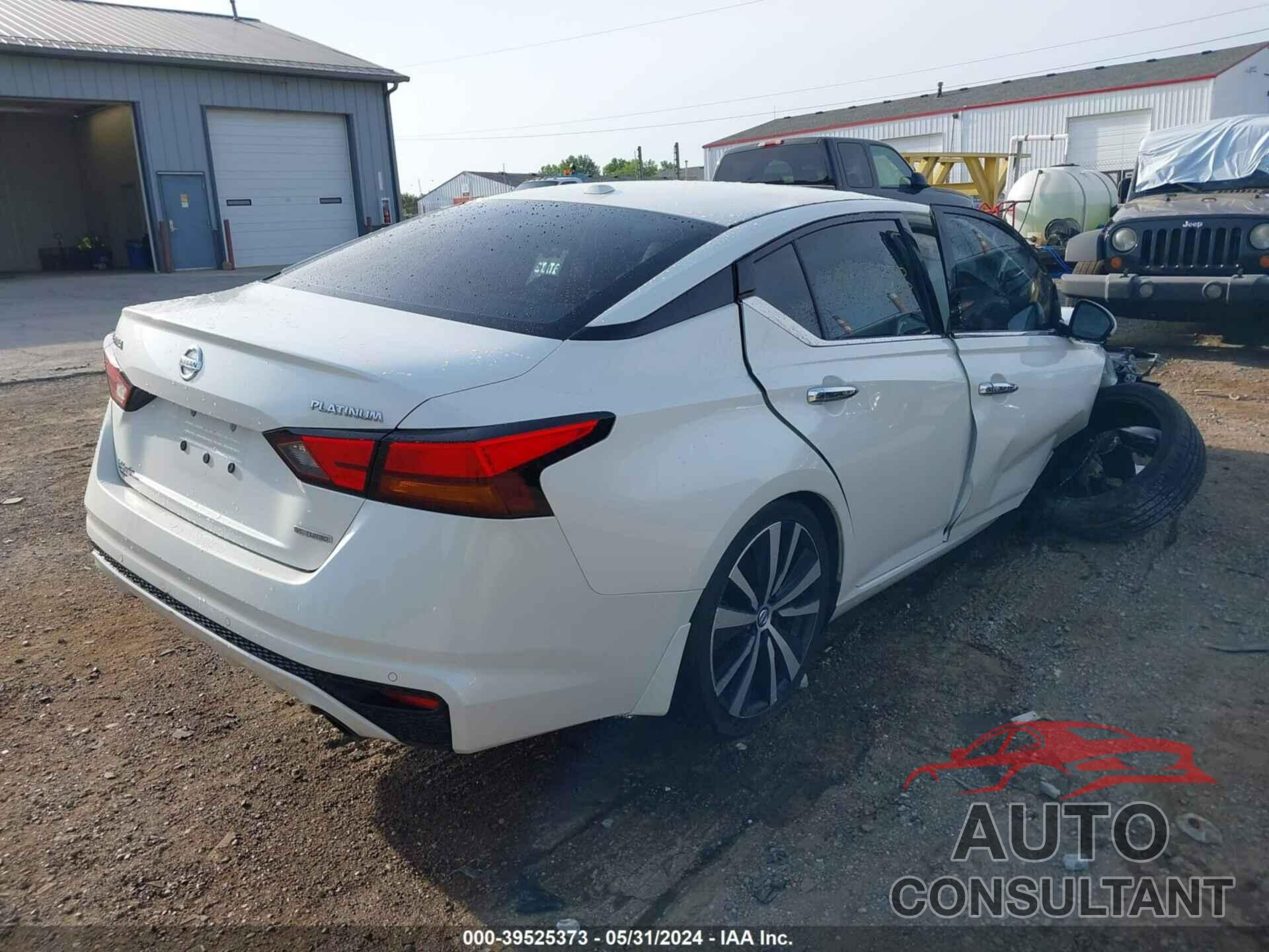 NISSAN ALTIMA 2019 - 1N4AL4FV1KC225301