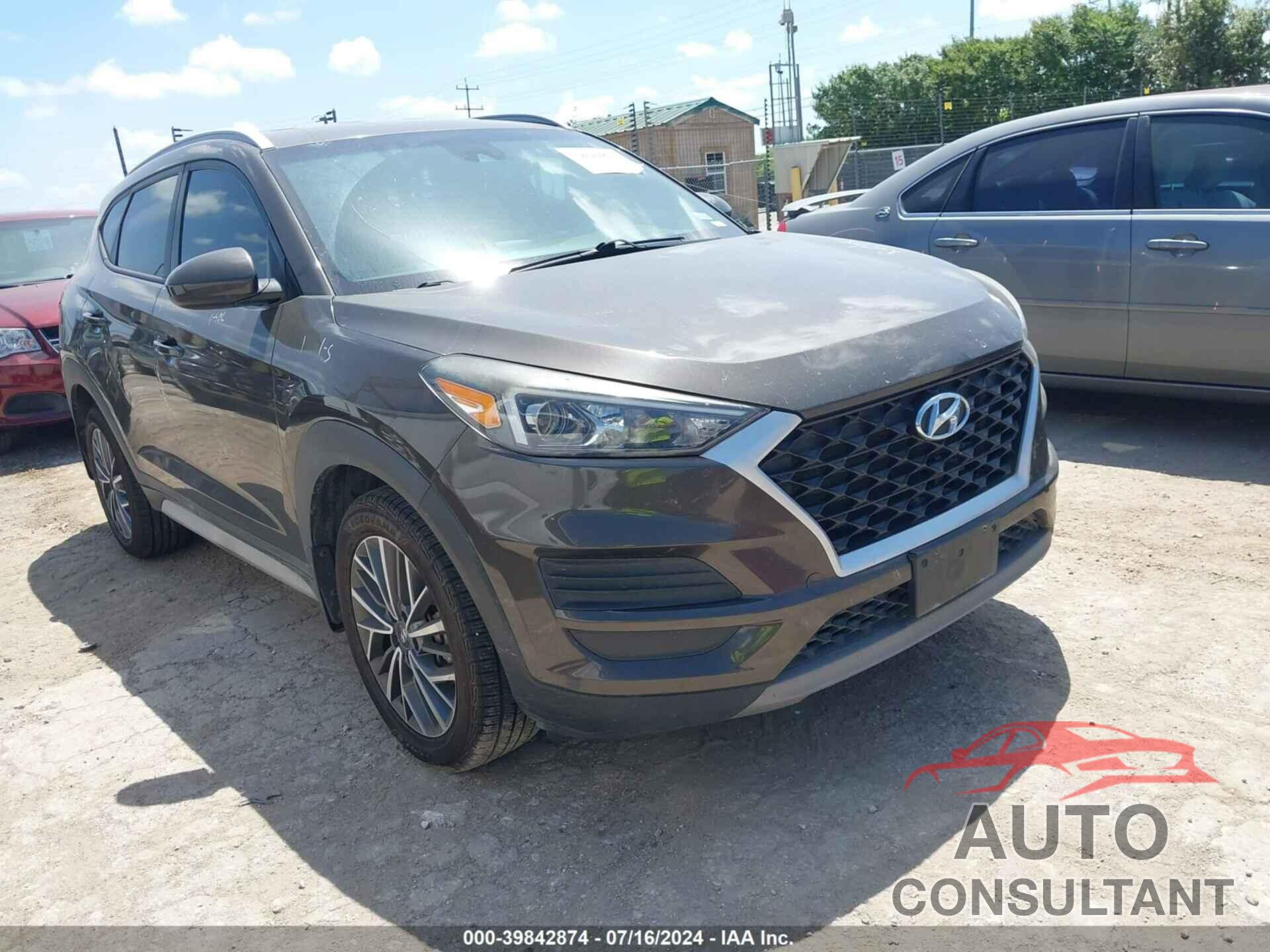 HYUNDAI TUCSON 2019 - KM8J33AL8KU011650