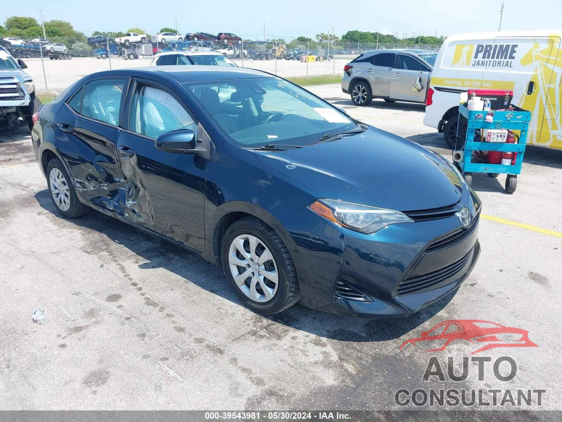 TOYOTA COROLLA 2017 - 2T1BURHE8HC864619