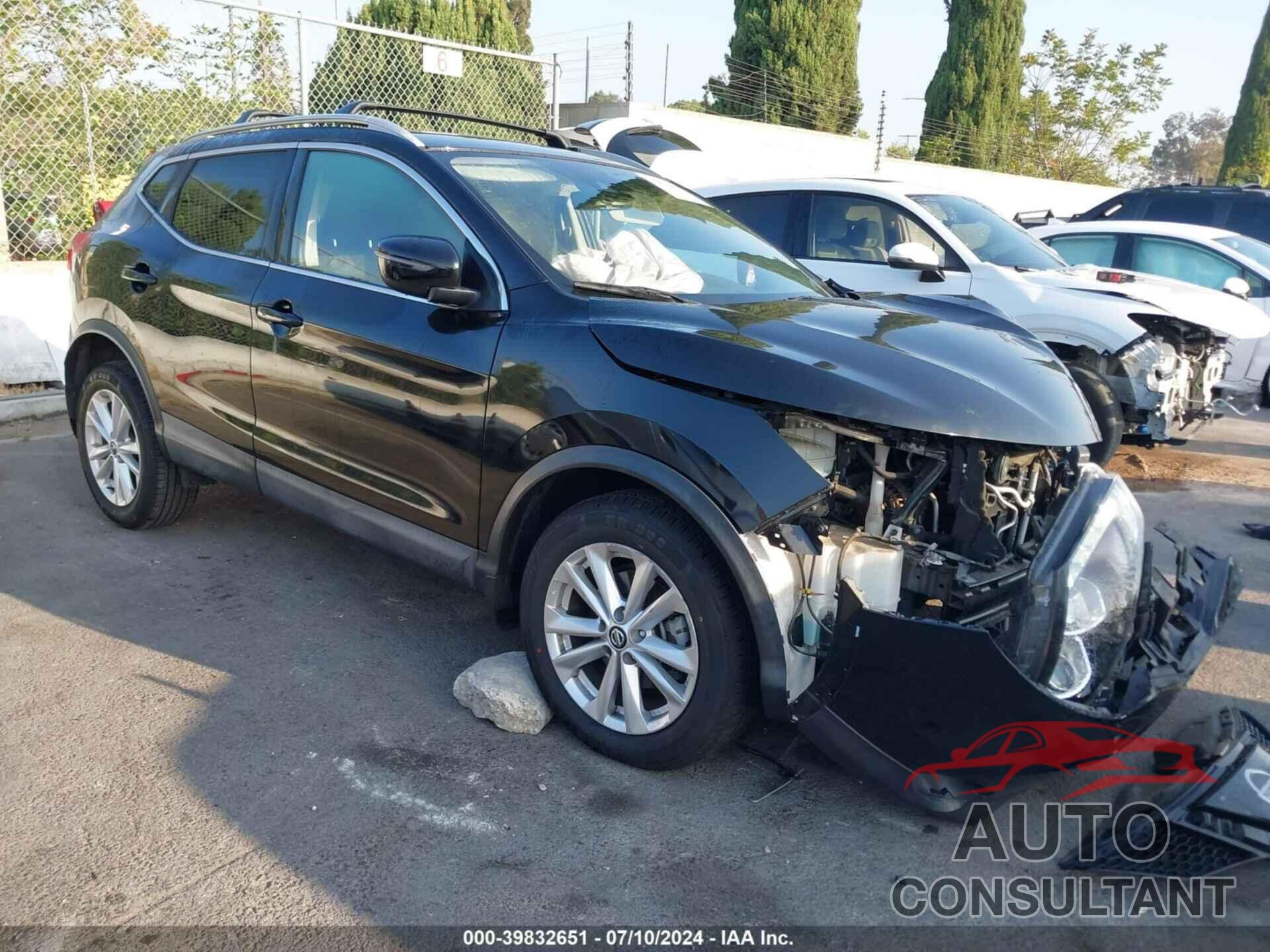 NISSAN ROGUE SPORT 2019 - JN1BJ1CP6KW217902