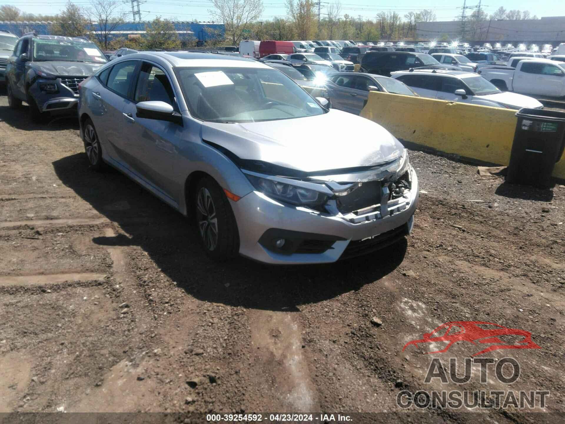 HONDA CIVIC 2018 - JHMFC1F36JX032788