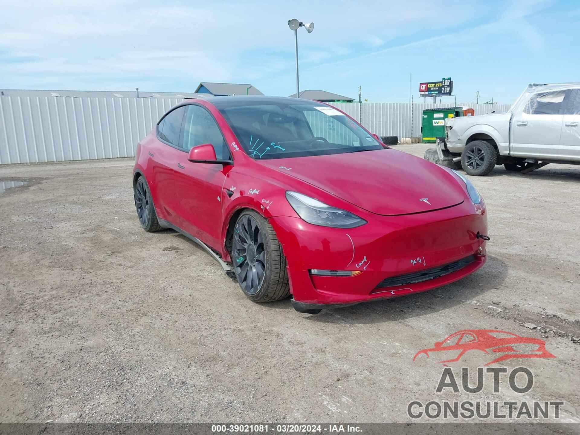 TESLA MODEL Y 2023 - 7SAYGDEF9PF708393