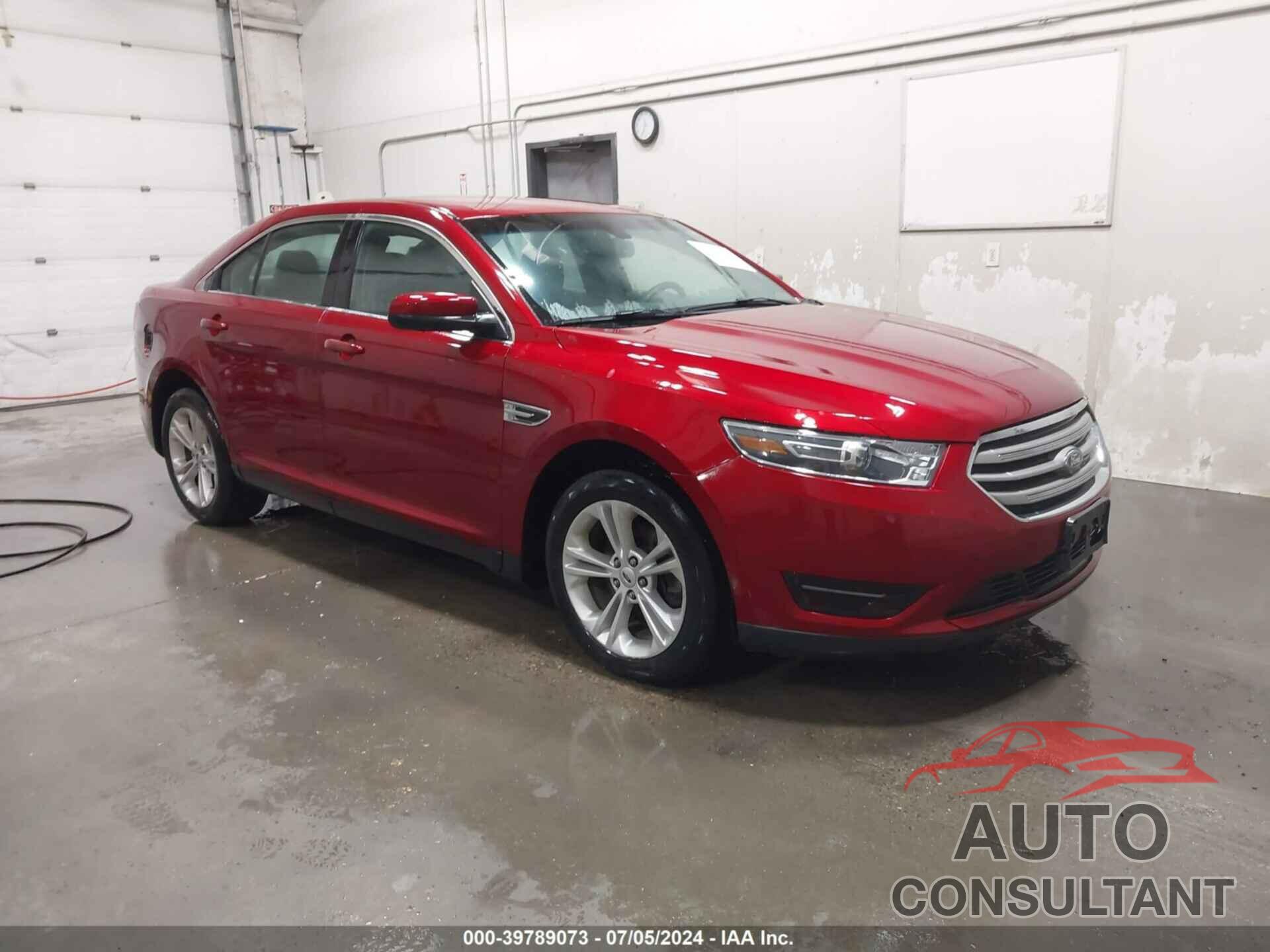 FORD TAURUS 2018 - 1FAHP2H82JG127383