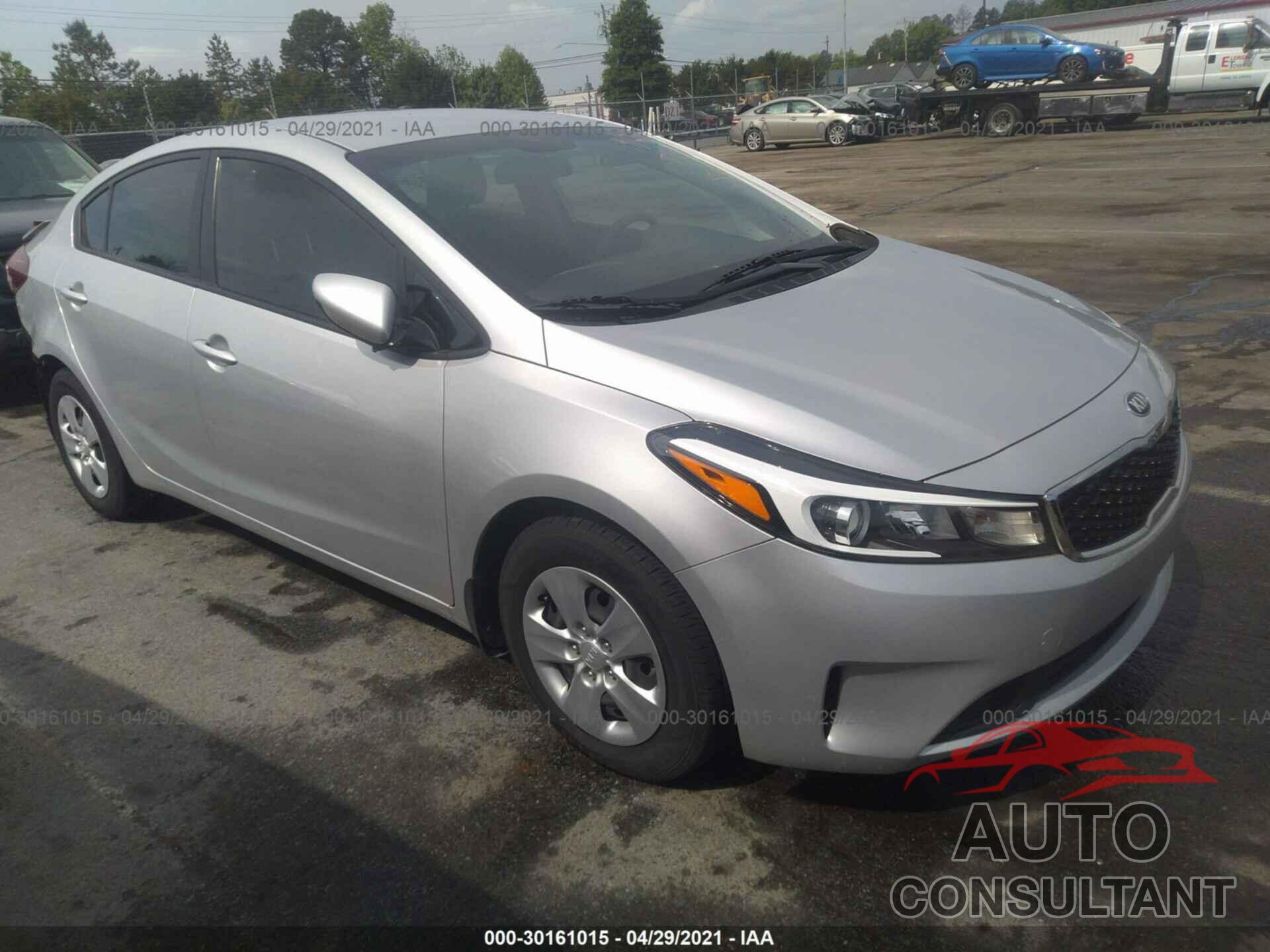 KIA FORTE 2017 - 3KPFK4A74HE138750