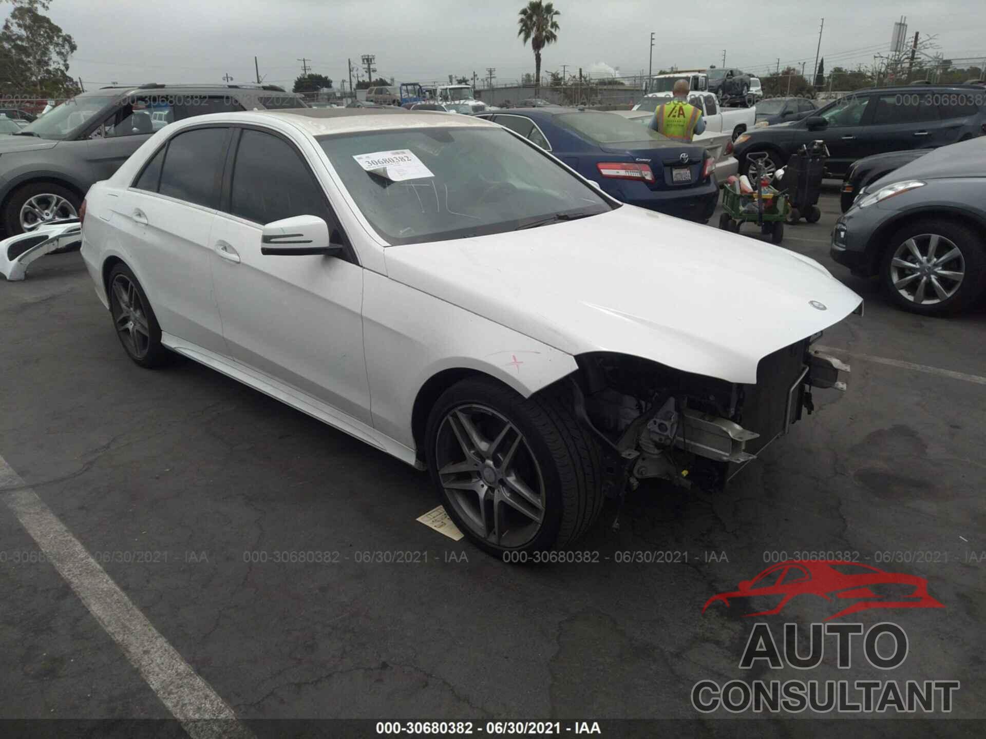 MERCEDES-BENZ E-CLASS 2016 - WDDHF5KB4GB262069