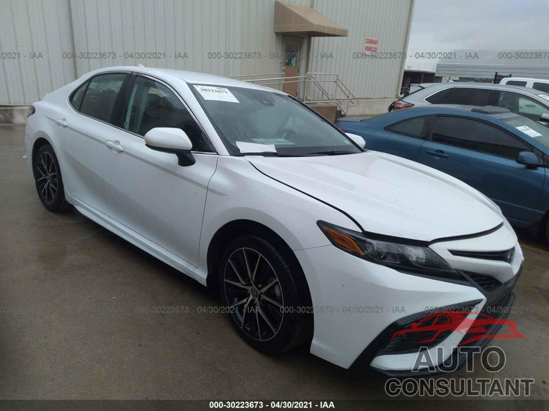TOYOTA CAMRY 2021 - 4T1G11AK3MU554080