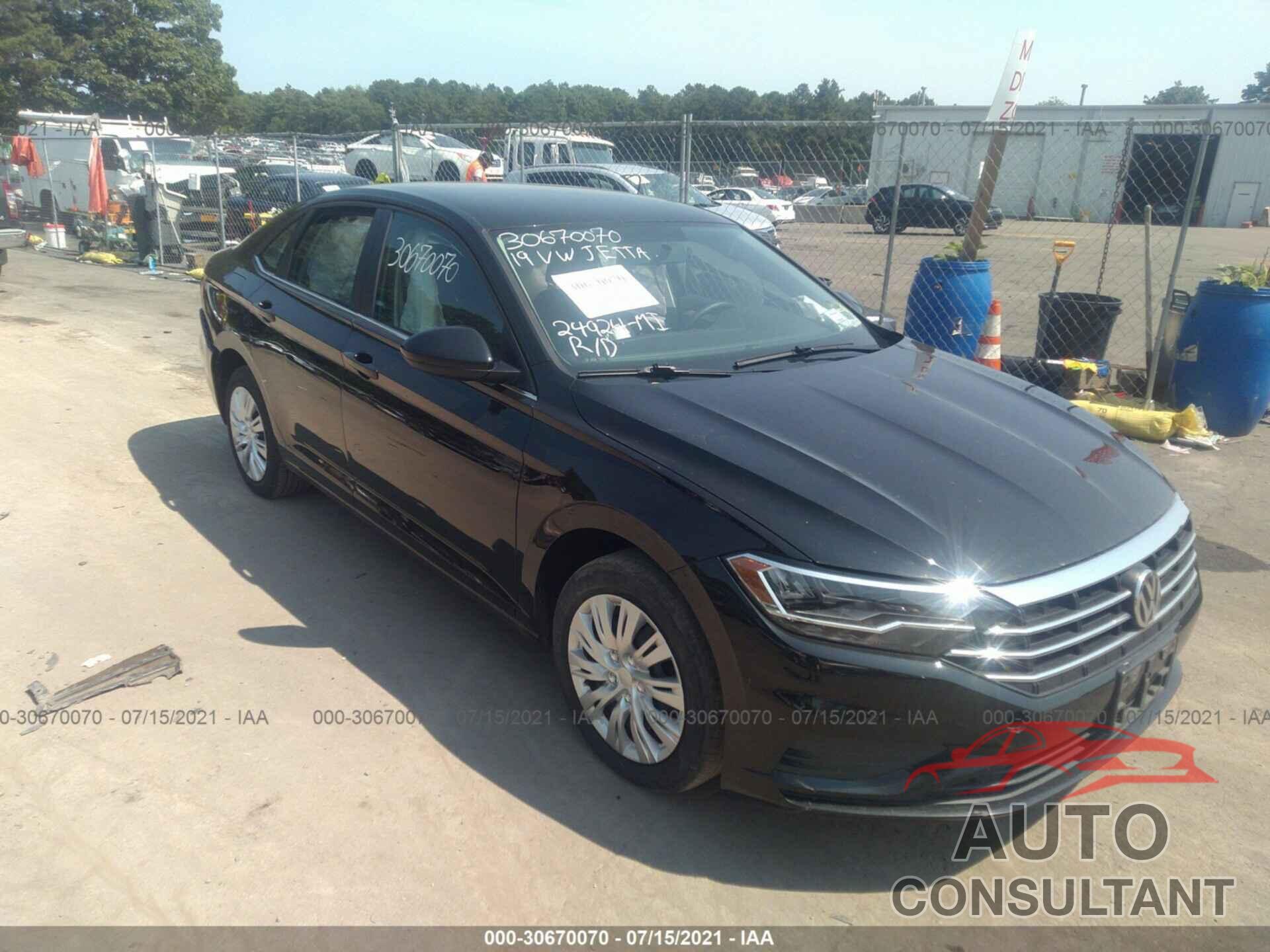 VOLKSWAGEN JETTA 2019 - 3VWN57BU6KM098755