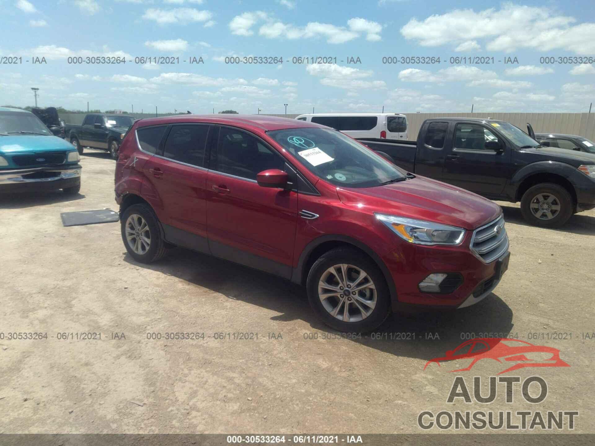 FORD ESCAPE 2019 - 1FMCU0GD3KUB56972