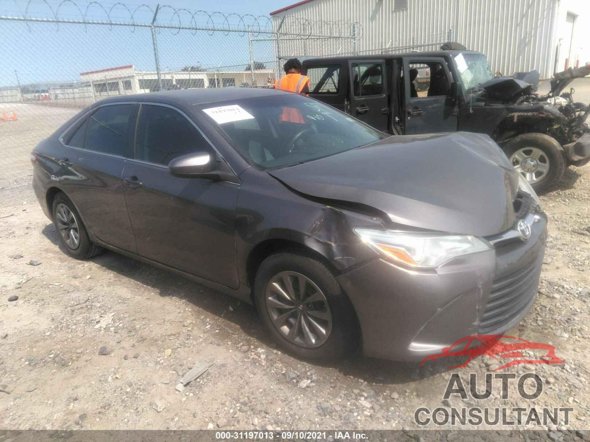 TOYOTA CAMRY 2016 - 4T4BF1FK0GR582496
