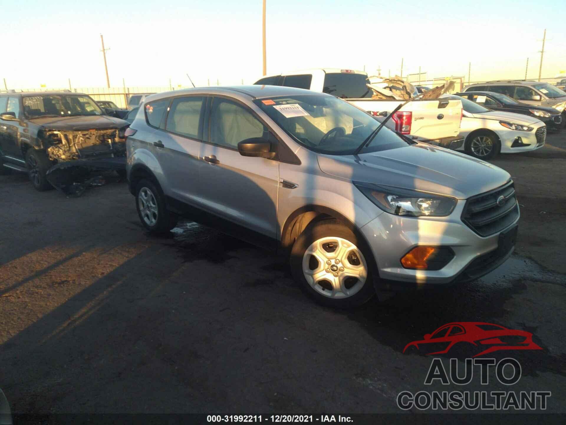 FORD ESCAPE 2019 - 1FMCU0F79KUA19417