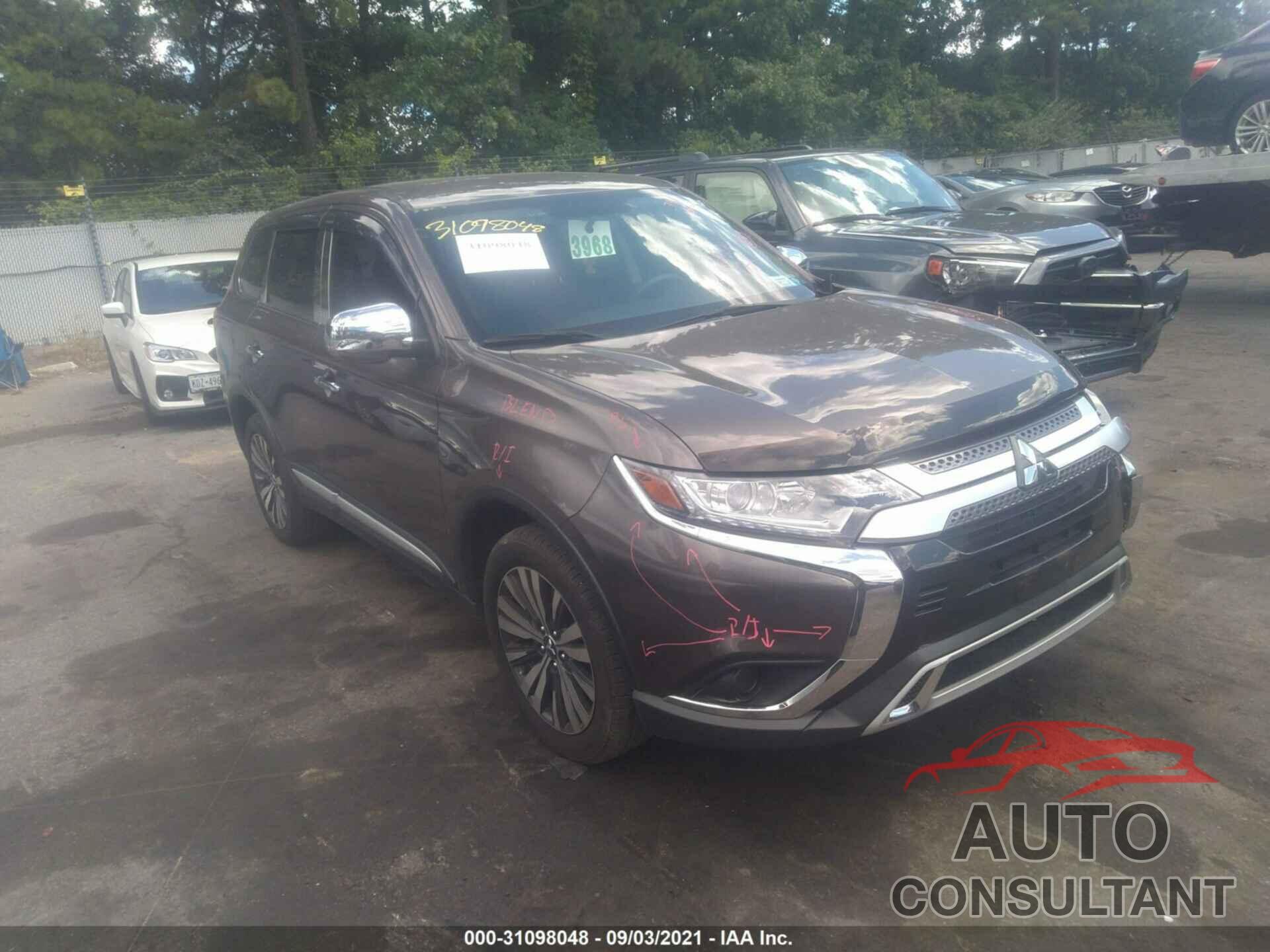MITSUBISHI OUTLANDER 2019 - JA4AZ3A38KZ055714