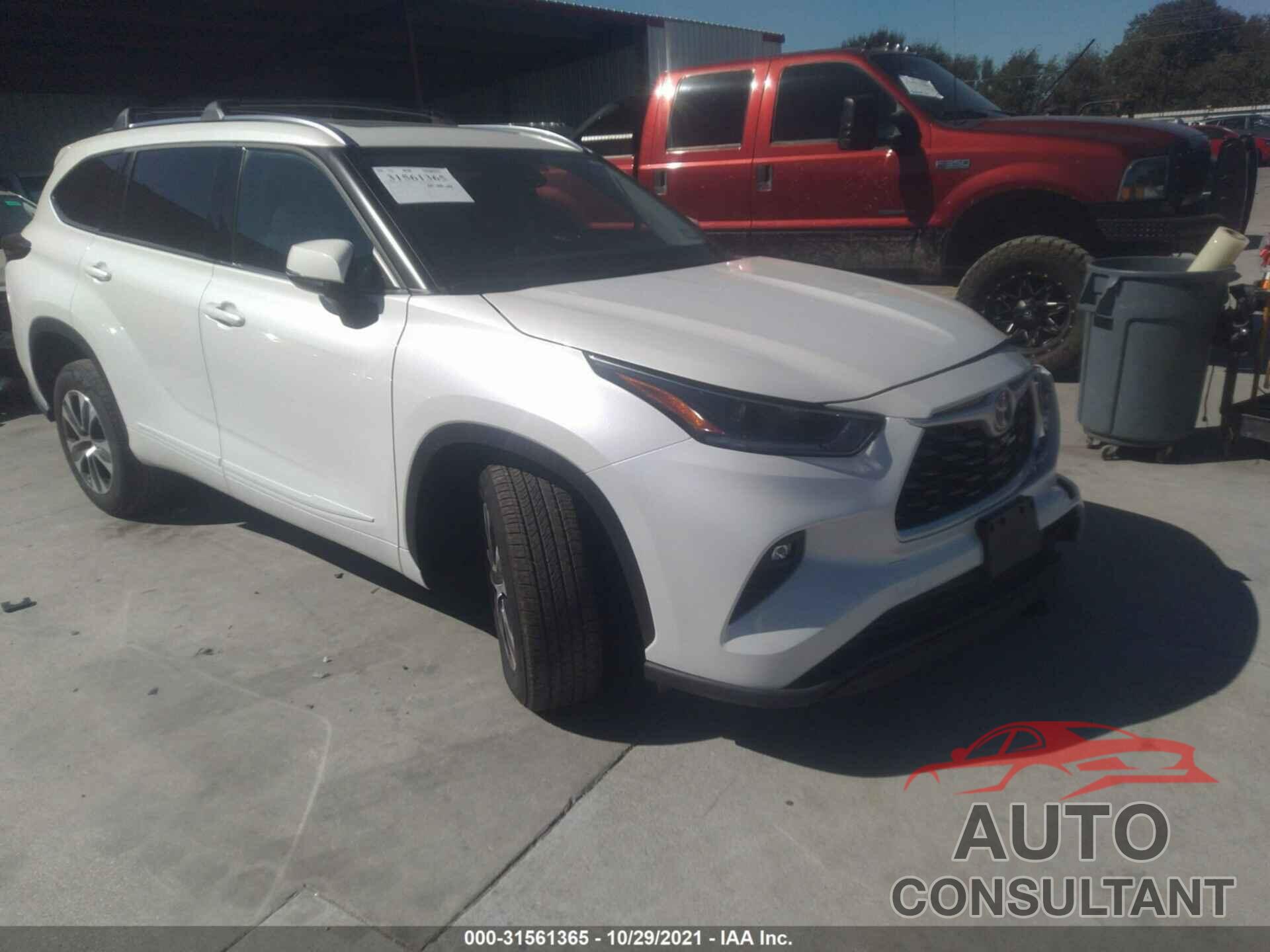 TOYOTA HIGHLANDER 2021 - 5TDGZRAH1MS532664