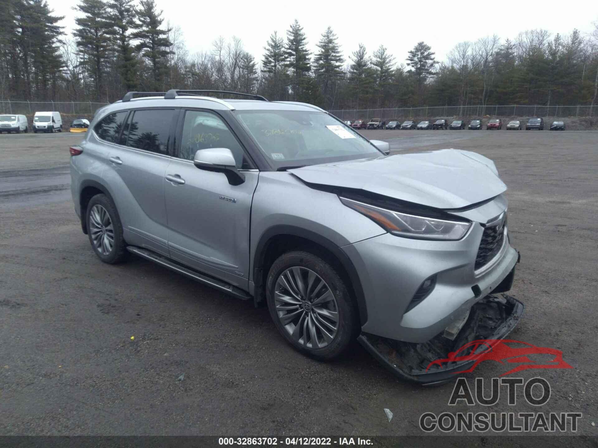 TOYOTA HIGHLANDER 2020 - 5TDEBRCH0LS001379
