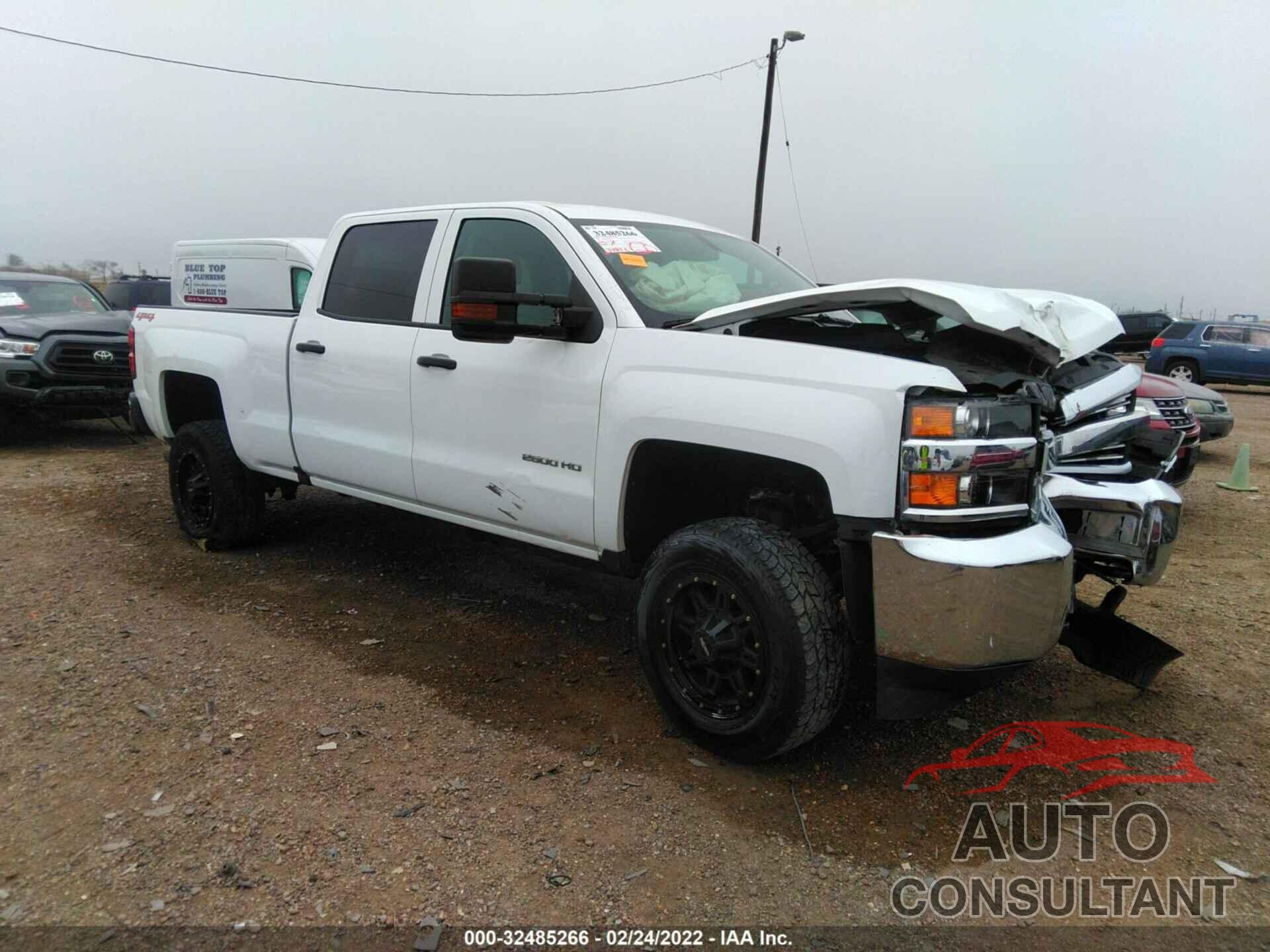 CHEVROLET SILVERADO 2500HD 2018 - 1GC1KUEG4JF206643