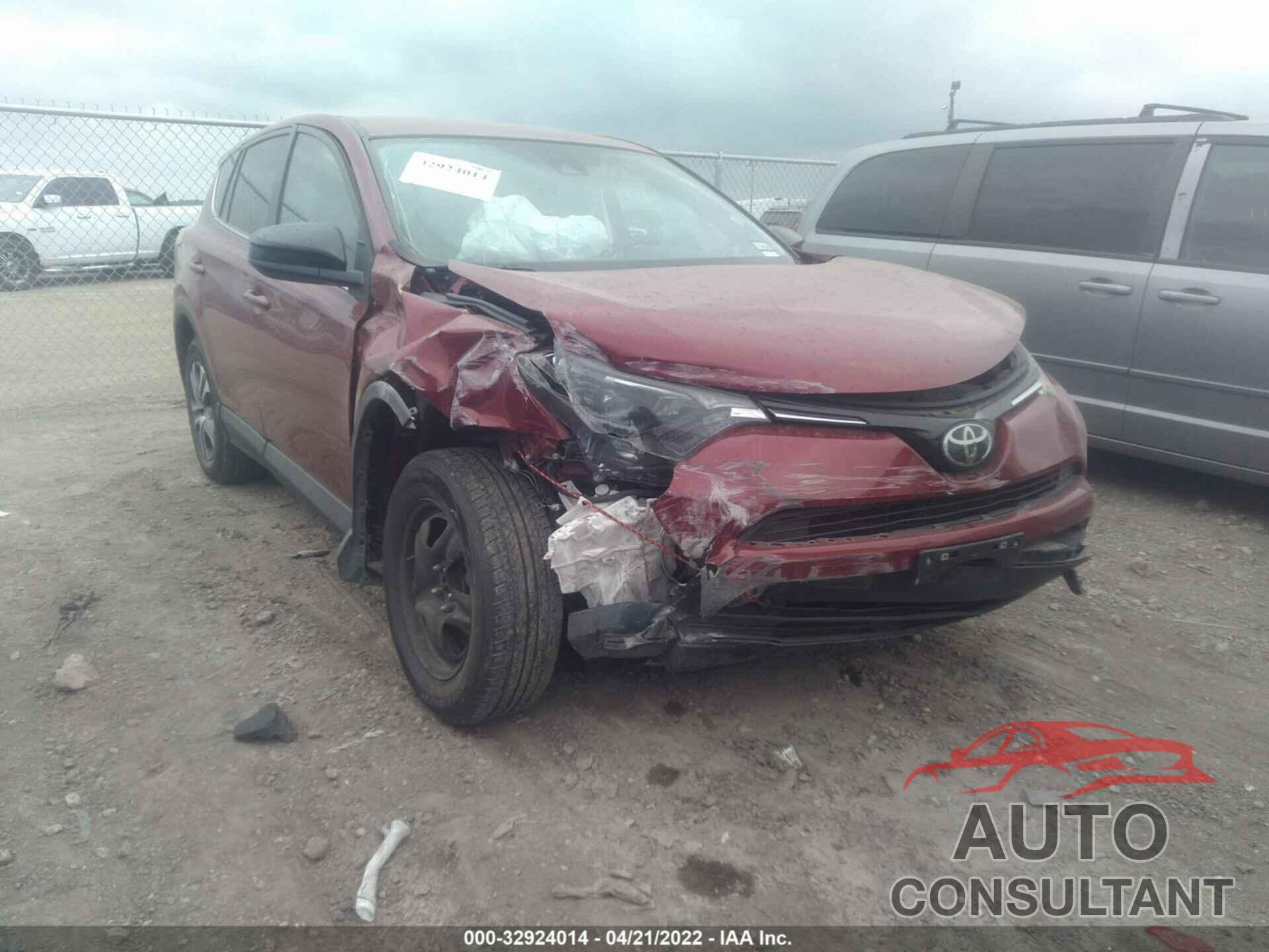 TOYOTA RAV4 2018 - 2T3BFREV8JW775935