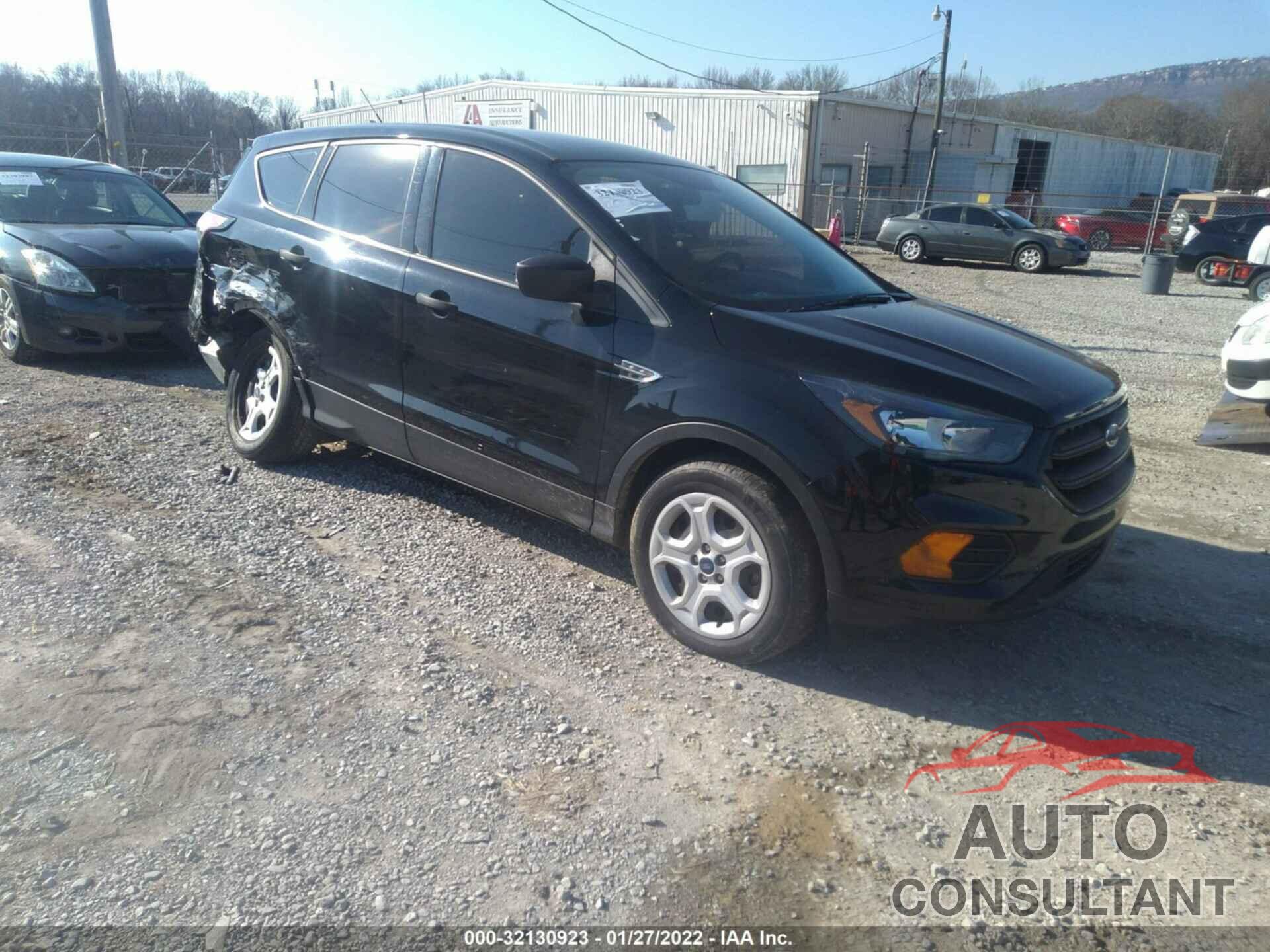 FORD ESCAPE 2018 - 1FMCU0F73JUD13796