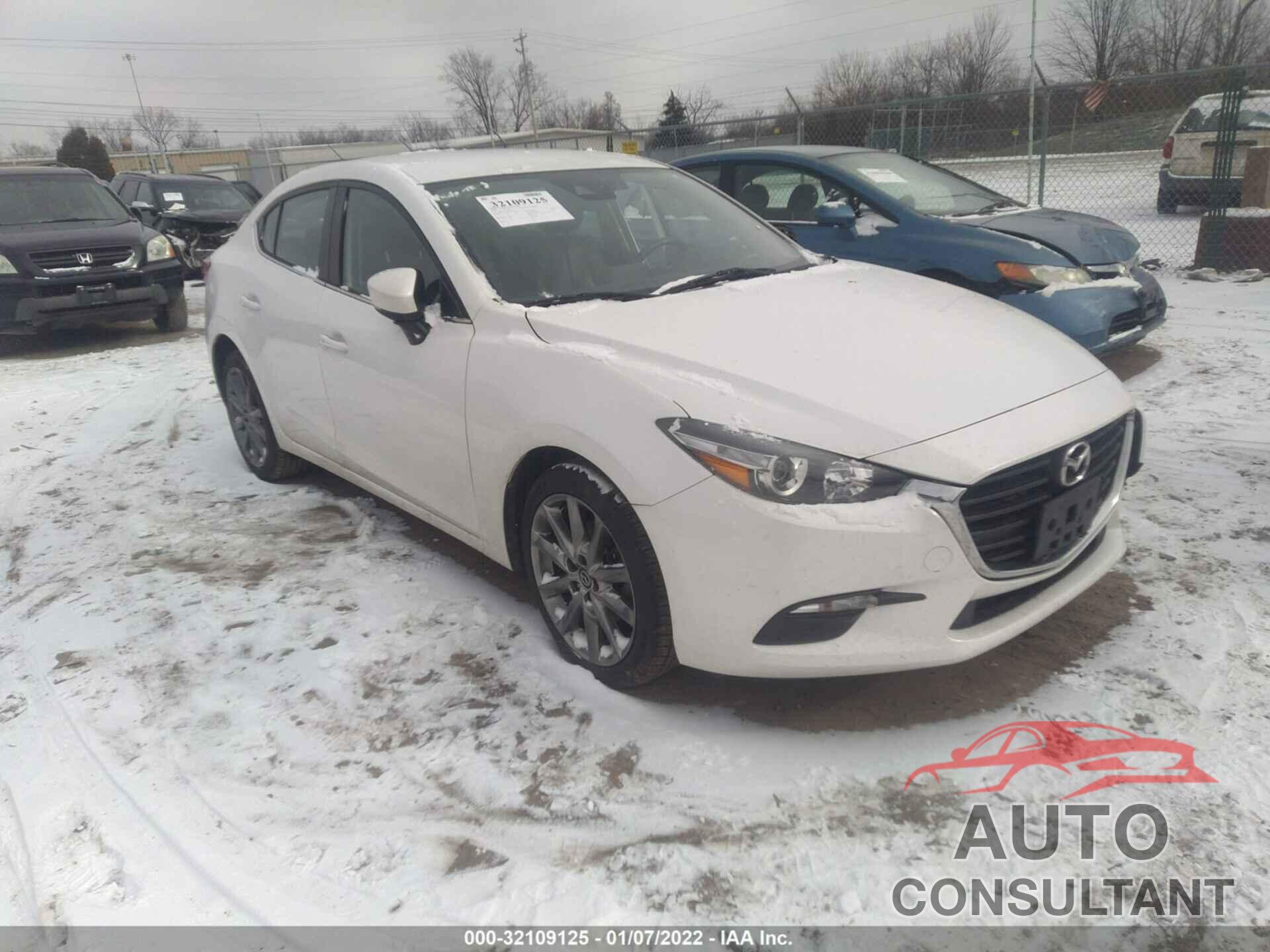 MAZDA MAZDA3 4-DOOR 2018 - 3MZBN1V30JM203081
