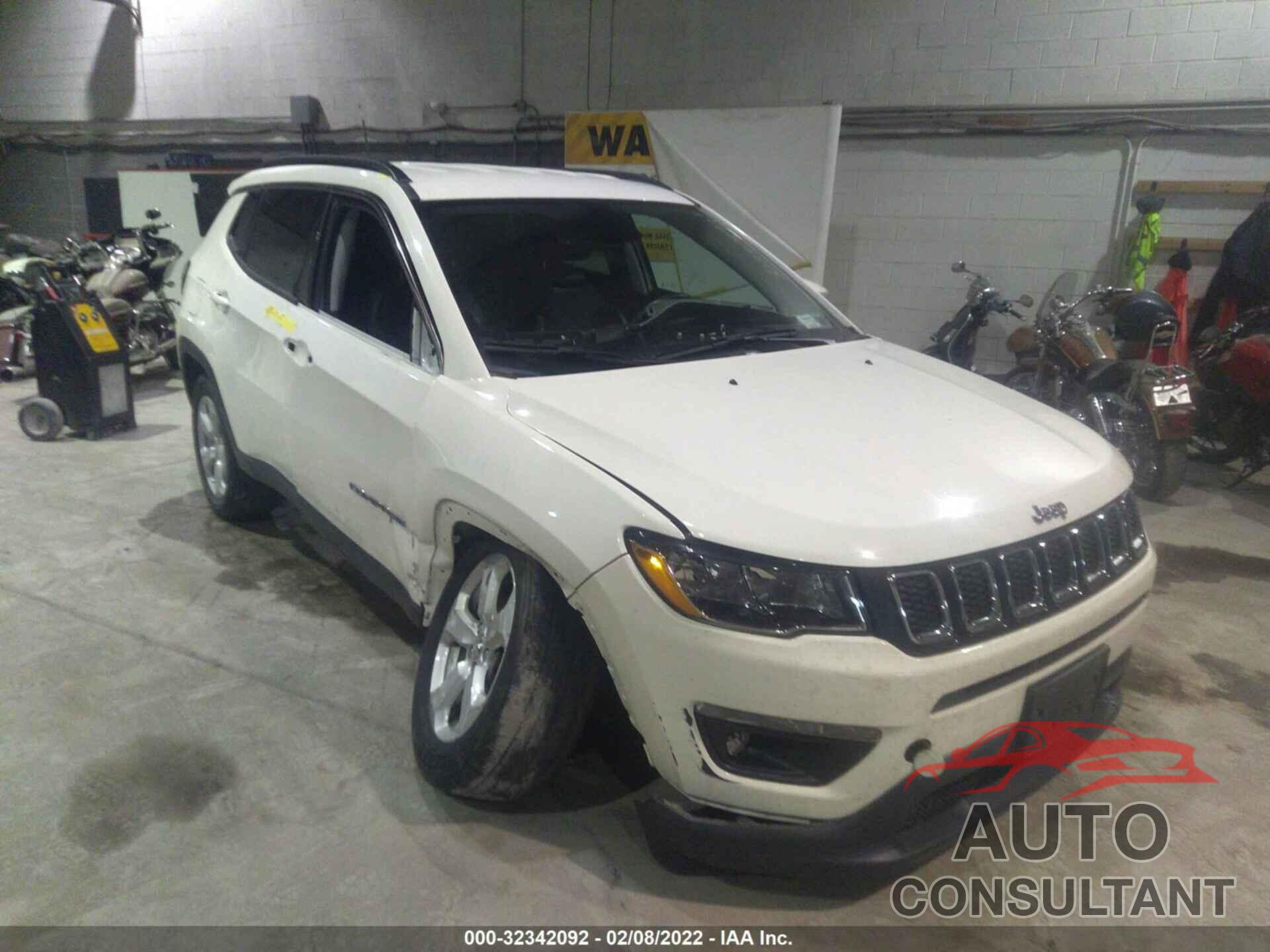 JEEP COMPASS 2019 - 3C4NJDBB0KT813143