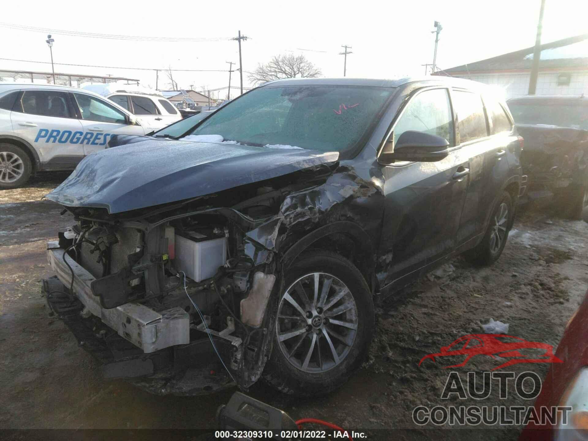 TOYOTA HIGHLANDER 2018 - 5TDJZRFH9JS850106