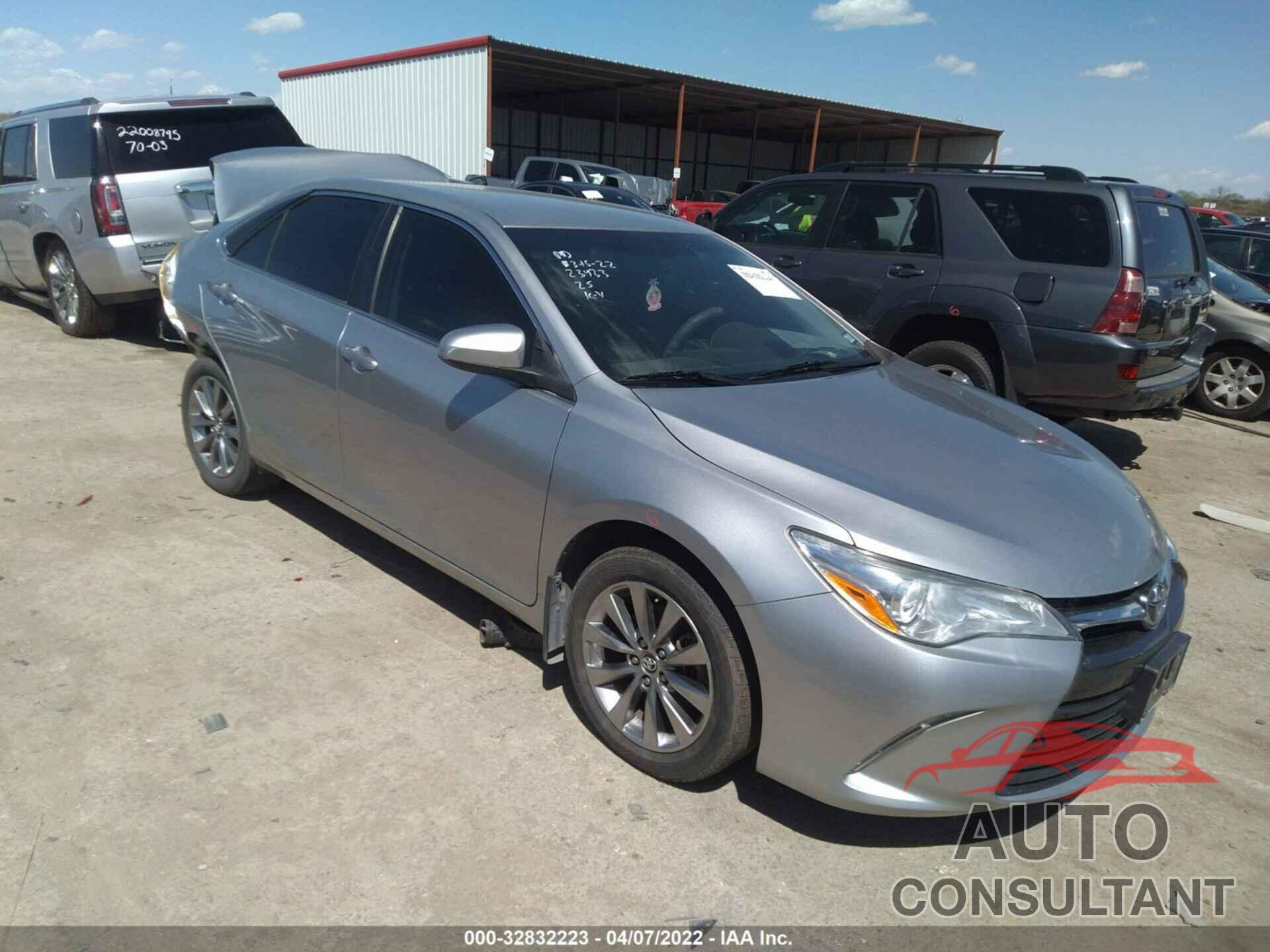 TOYOTA CAMRY 2016 - 4T4BF1FK1GR559101