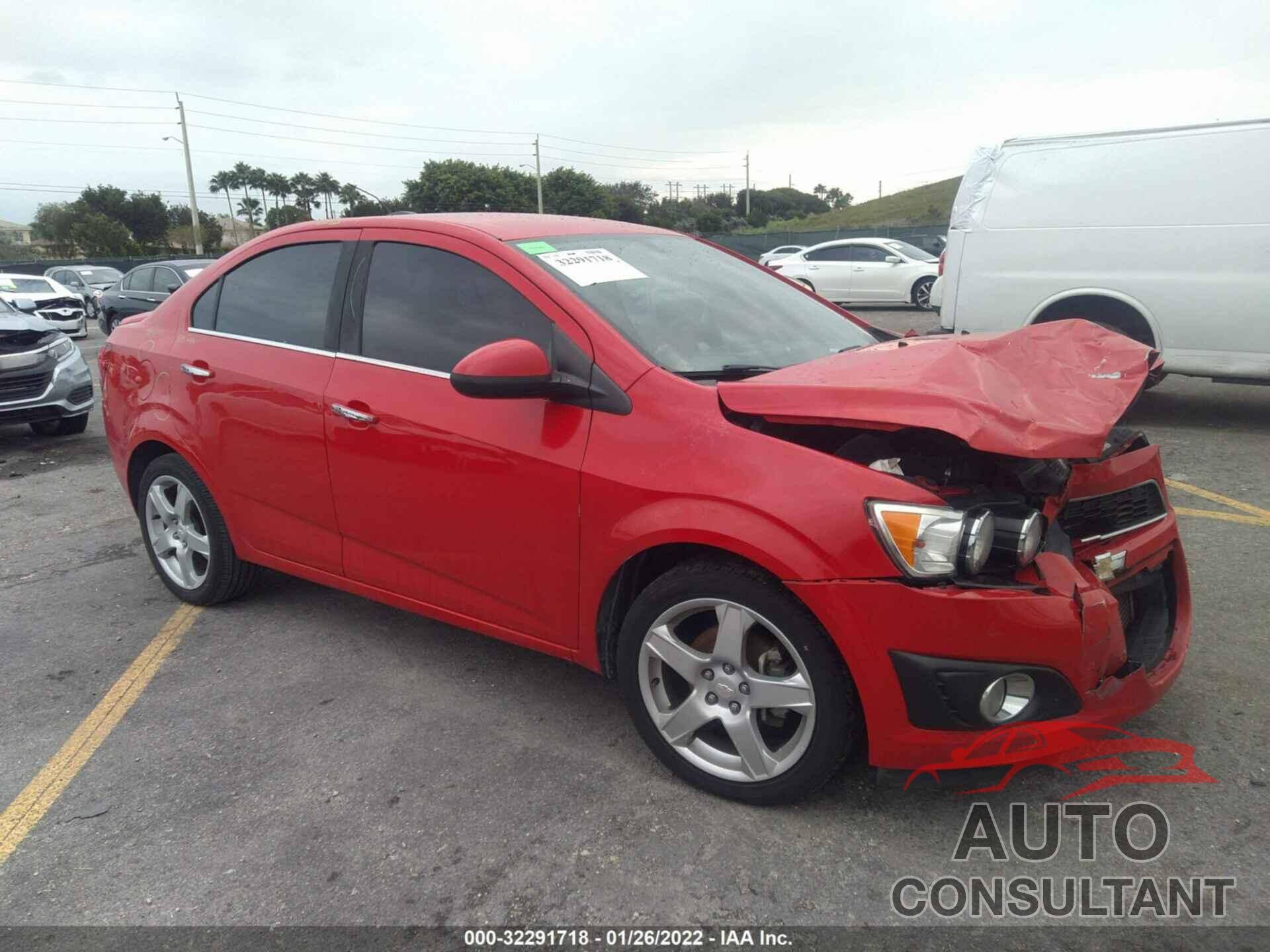 CHEVROLET SONIC 2016 - 1G1JE5SBXG4140022