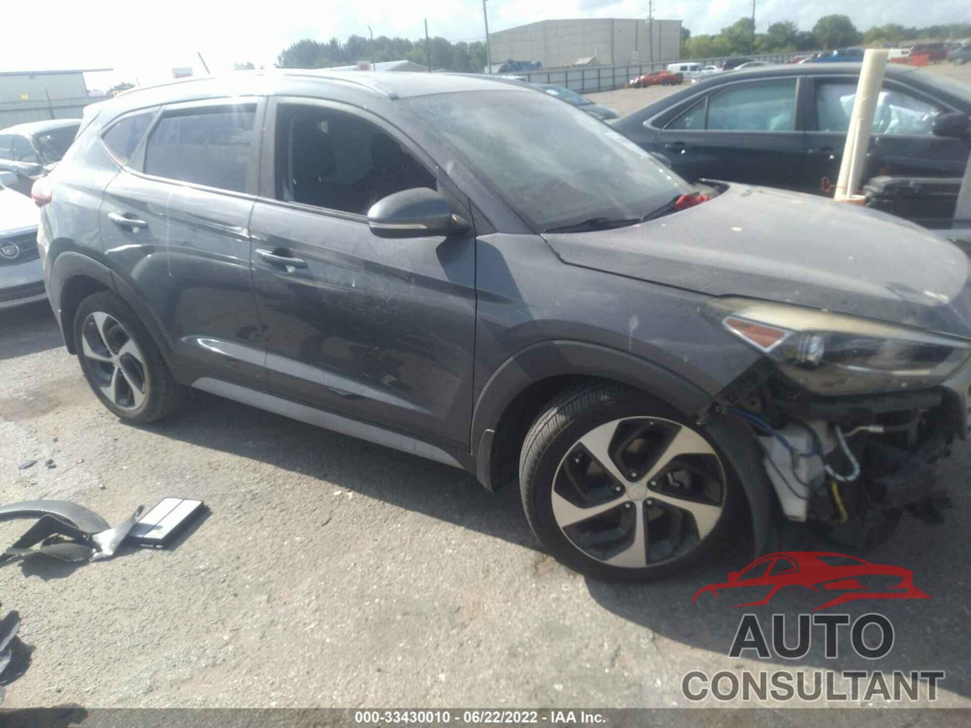 HYUNDAI TUCSON 2017 - KM8J33A28HU389581