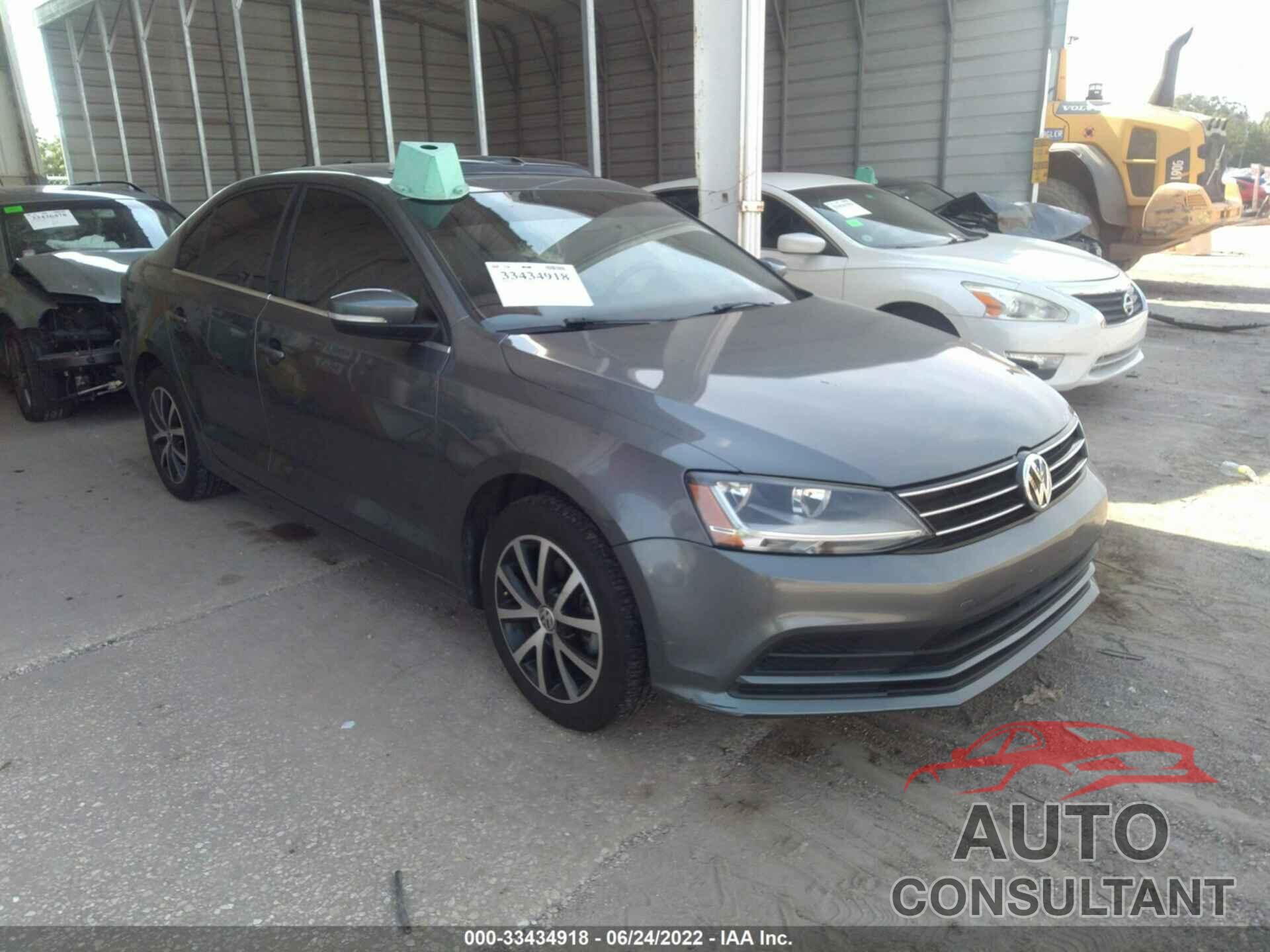 VOLKSWAGEN JETTA 2017 - 3VWDB7AJ0HM371774