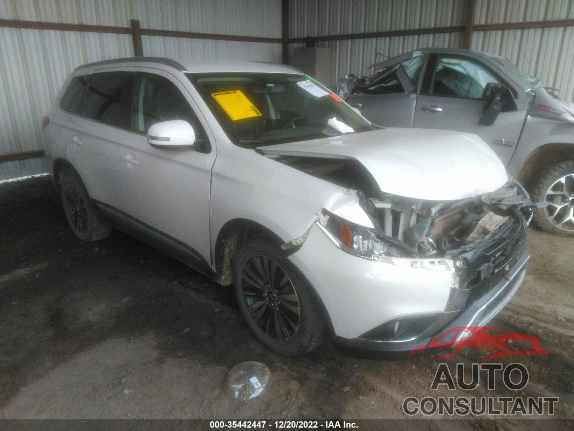 MITSUBISHI OUTLANDER 2019 - JA4AD3A35KZ036097