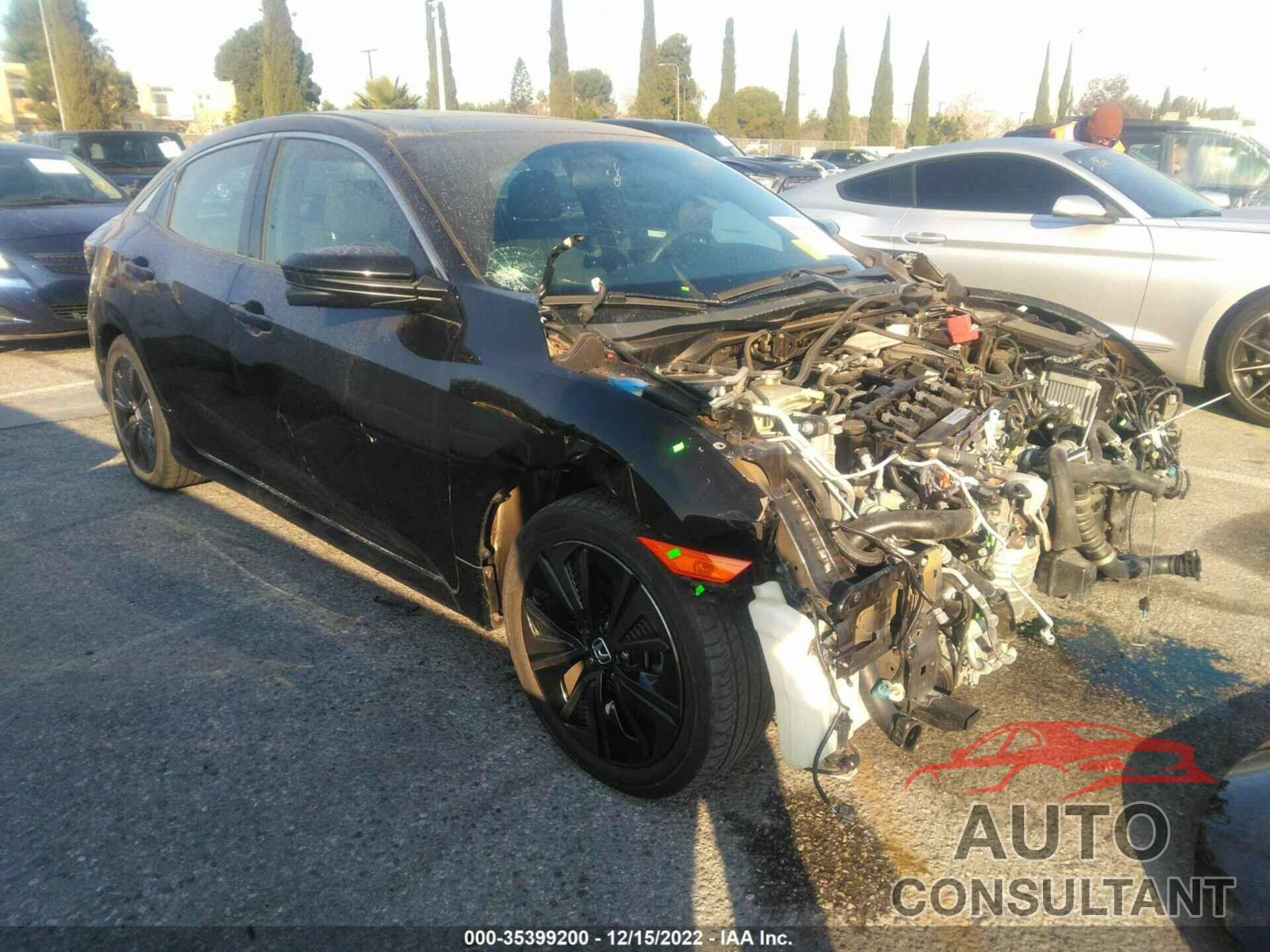 HONDA CIVIC HATCHBACK 2018 - SHHFK7H51JU226112