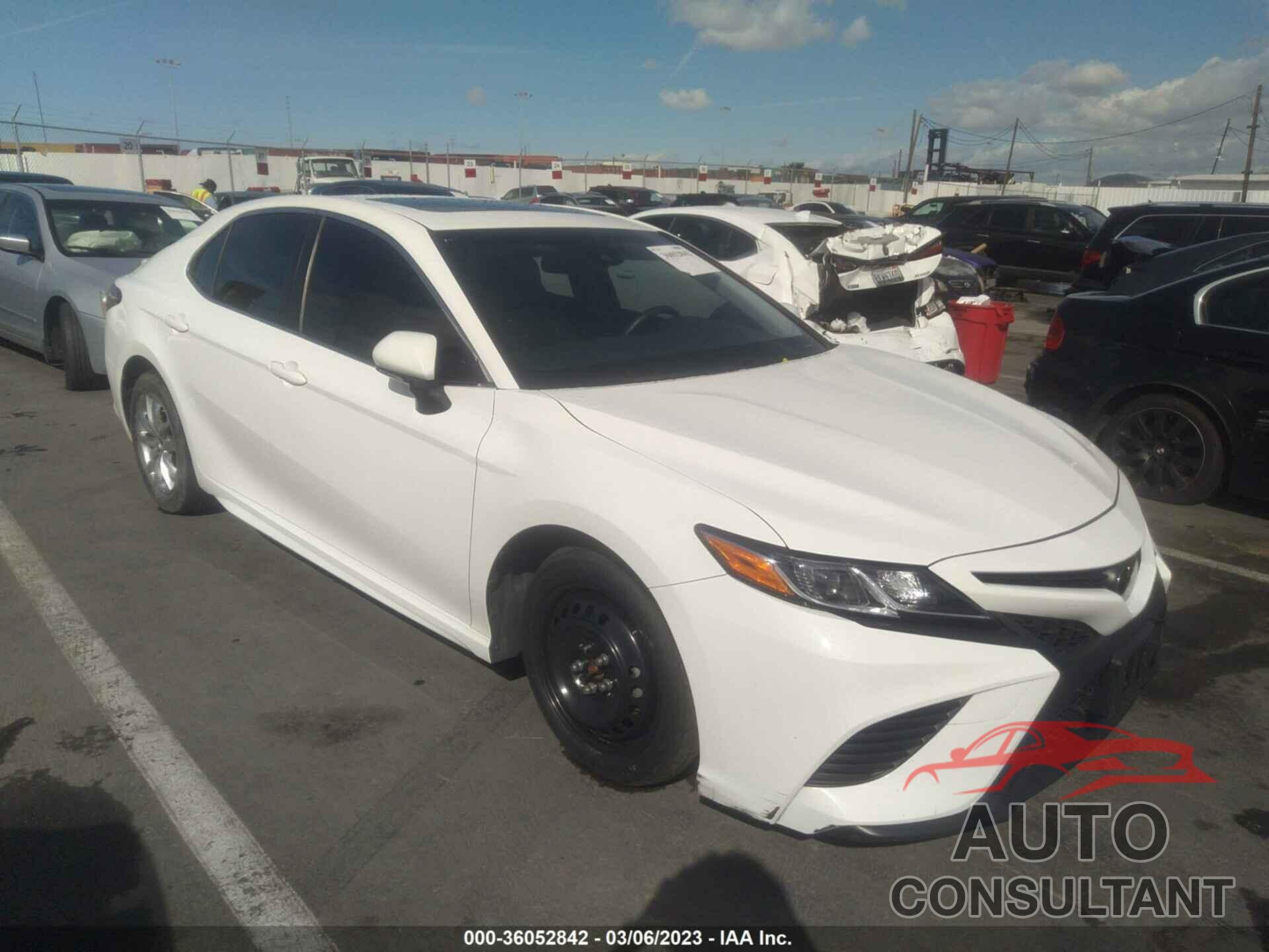 TOYOTA CAMRY 2018 - JTNB11HK7J3053145