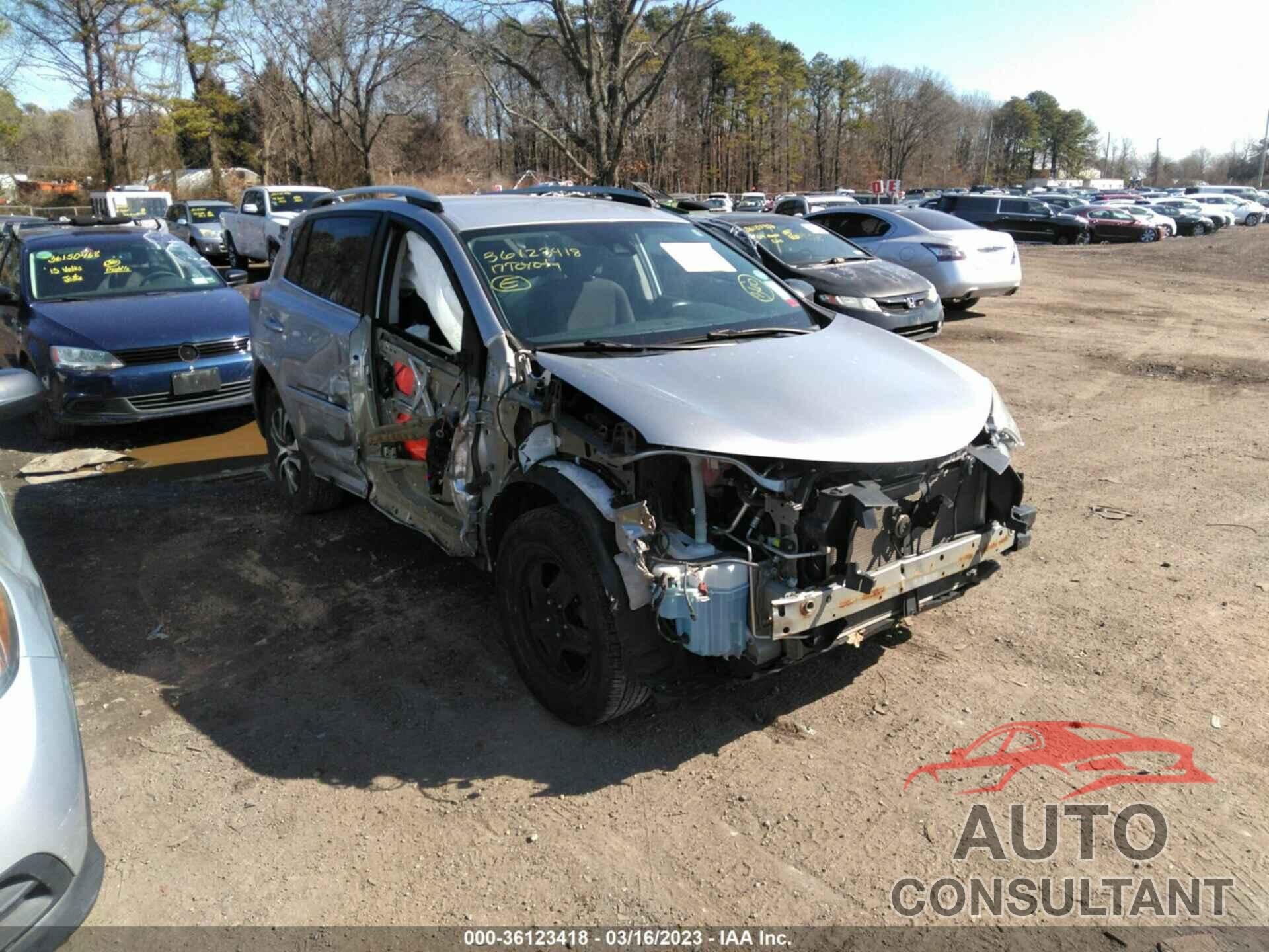 TOYOTA RAV4 2017 - 2T3BFREV0HW560382