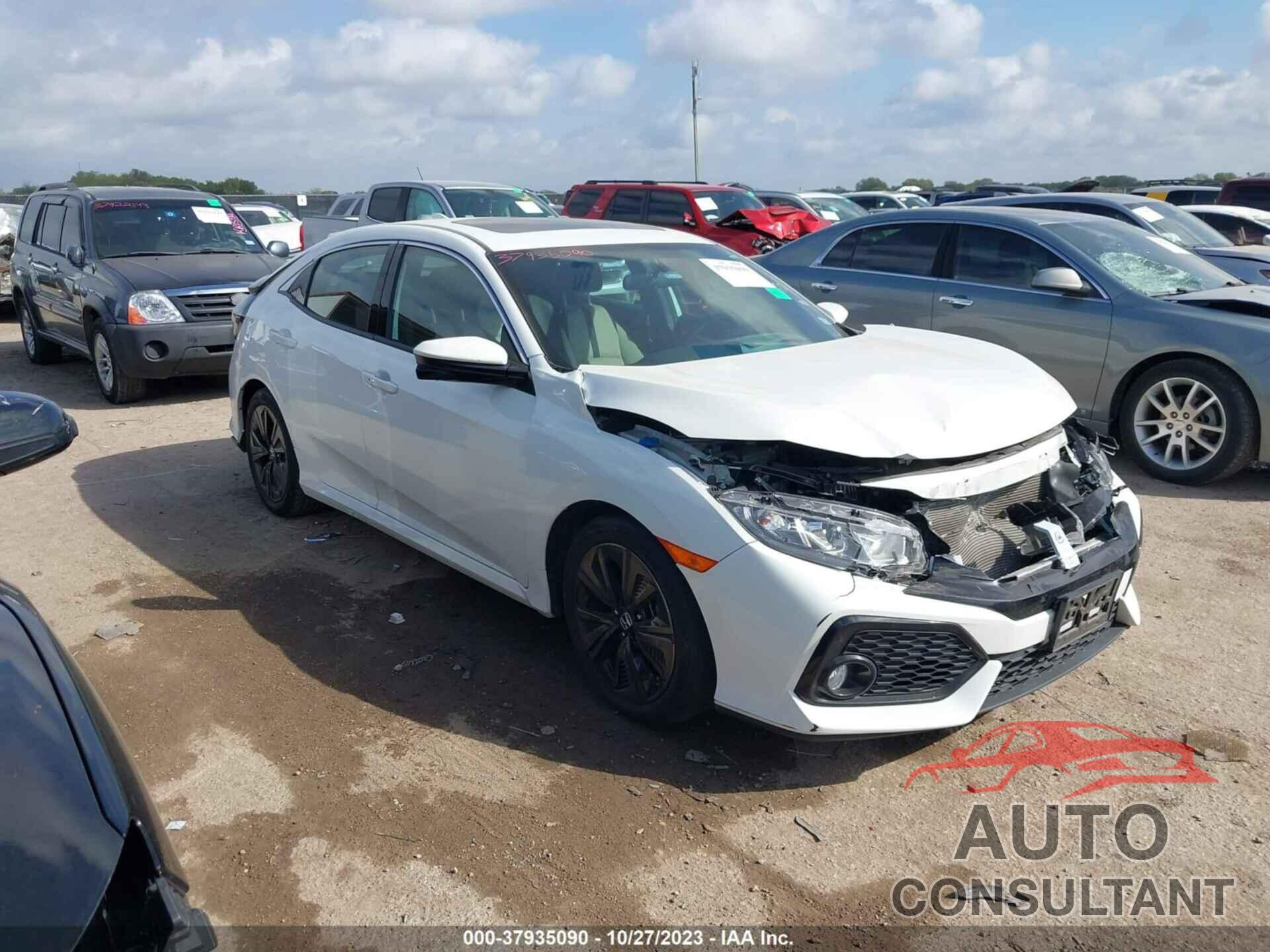 HONDA CIVIC 2018 - SHHFK7H54JU418964