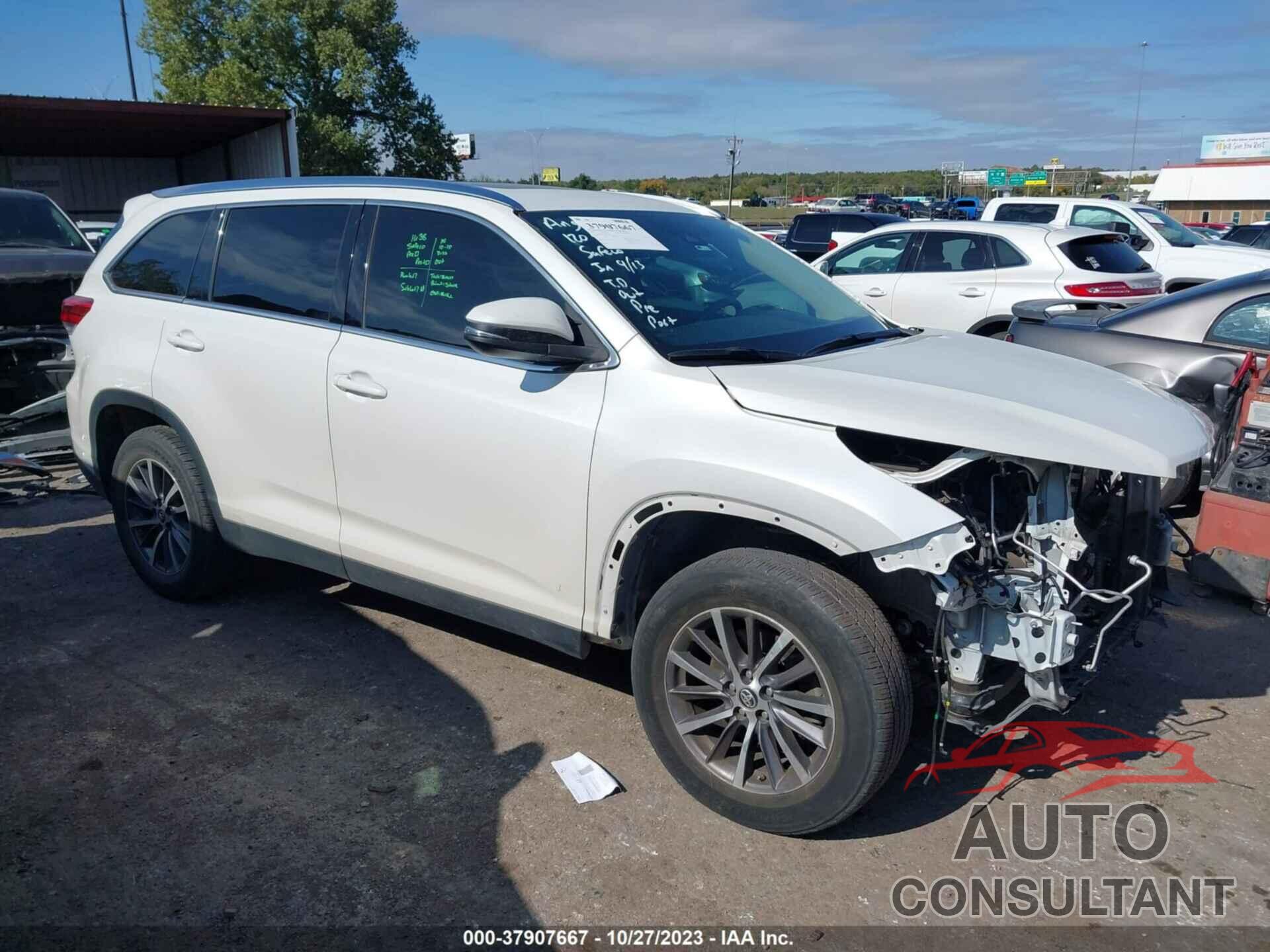 TOYOTA HIGHLANDER 2019 - 5TDKZRFH2KS336667
