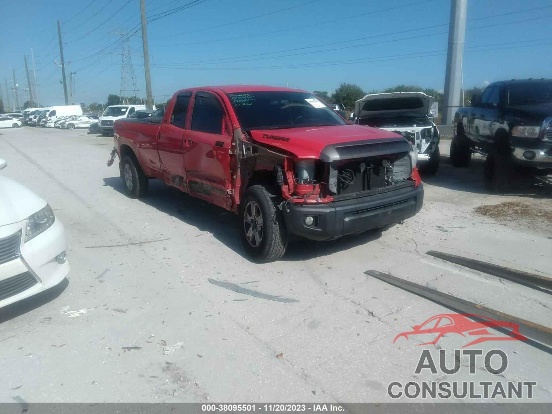 TOYOTA TUNDRA 2016 - 5TFTW5F12GX009261