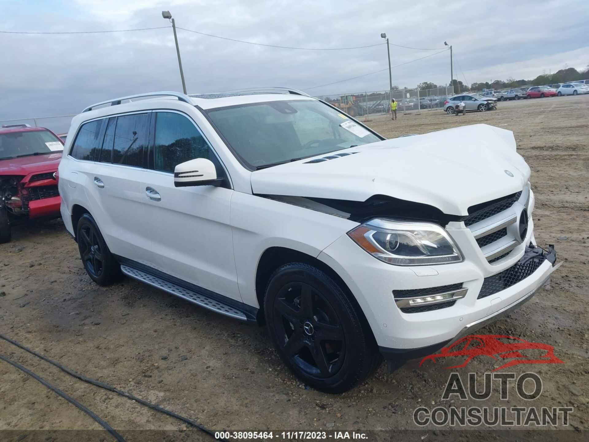 MERCEDES-BENZ GL 450 2016 - 4JGDF6EE9GA658486