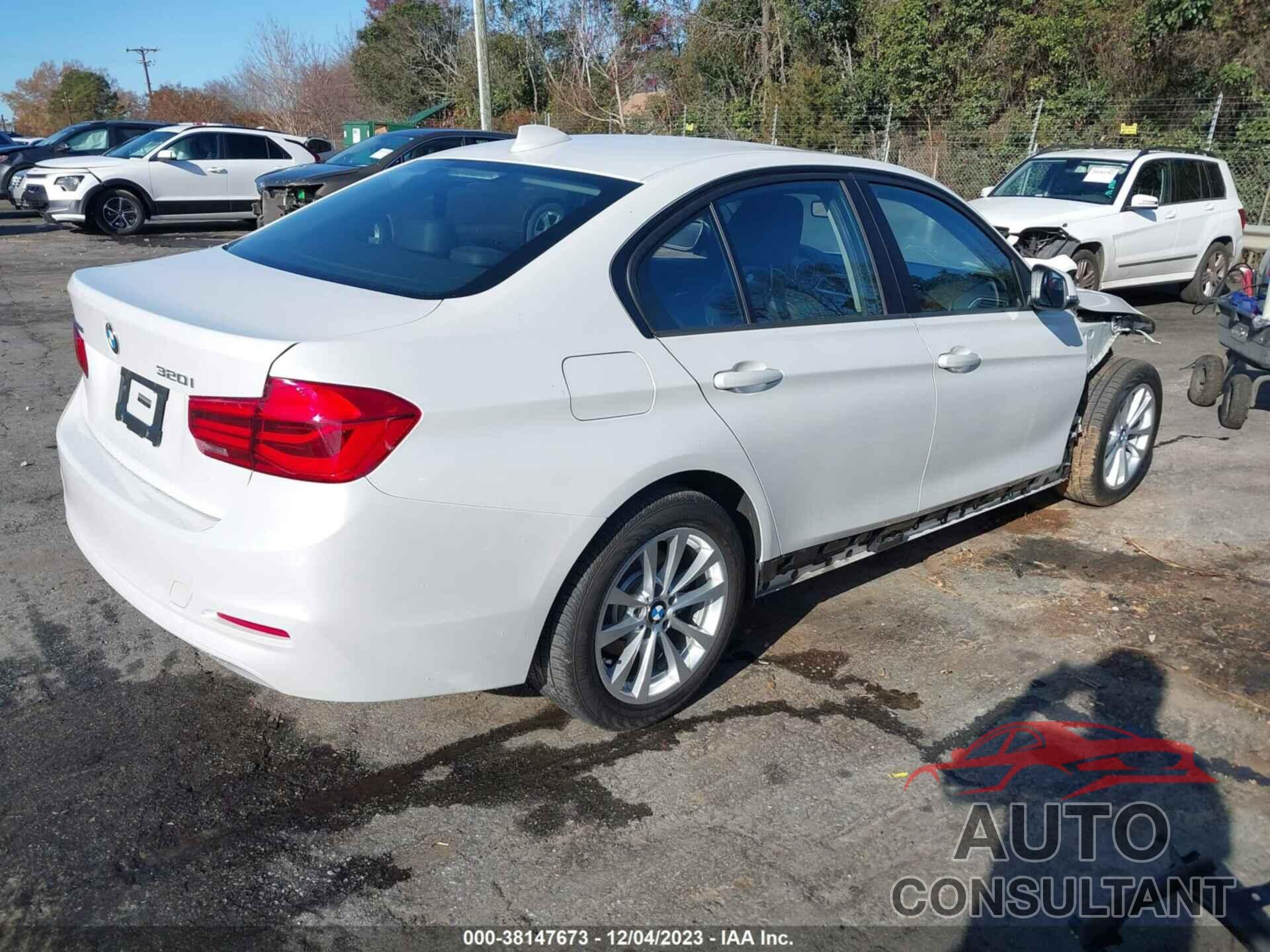 BMW 320I 2017 - WBA8E5G58HNU42152