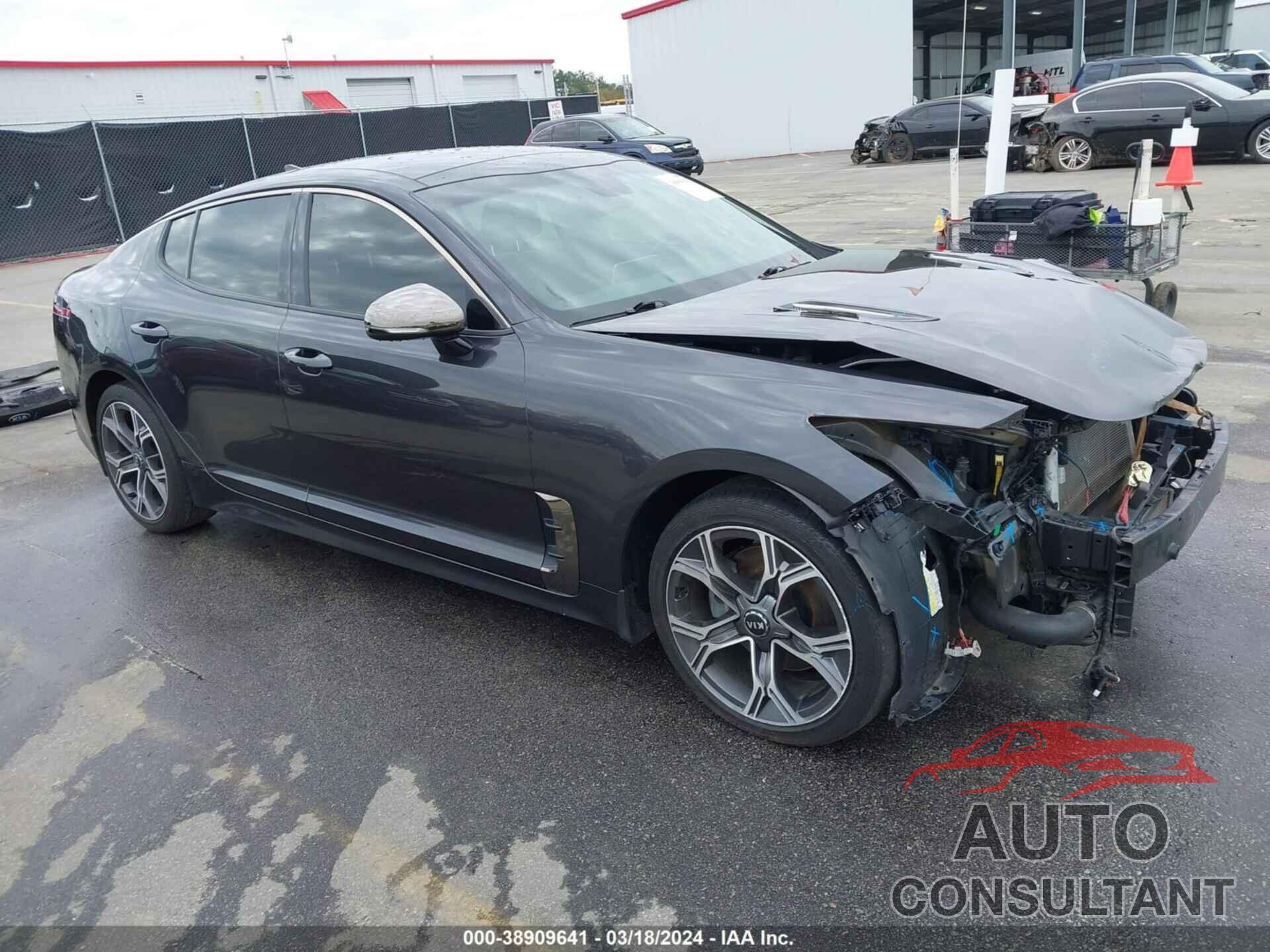 KIA STINGER 2021 - KNAE15LA7M6088940