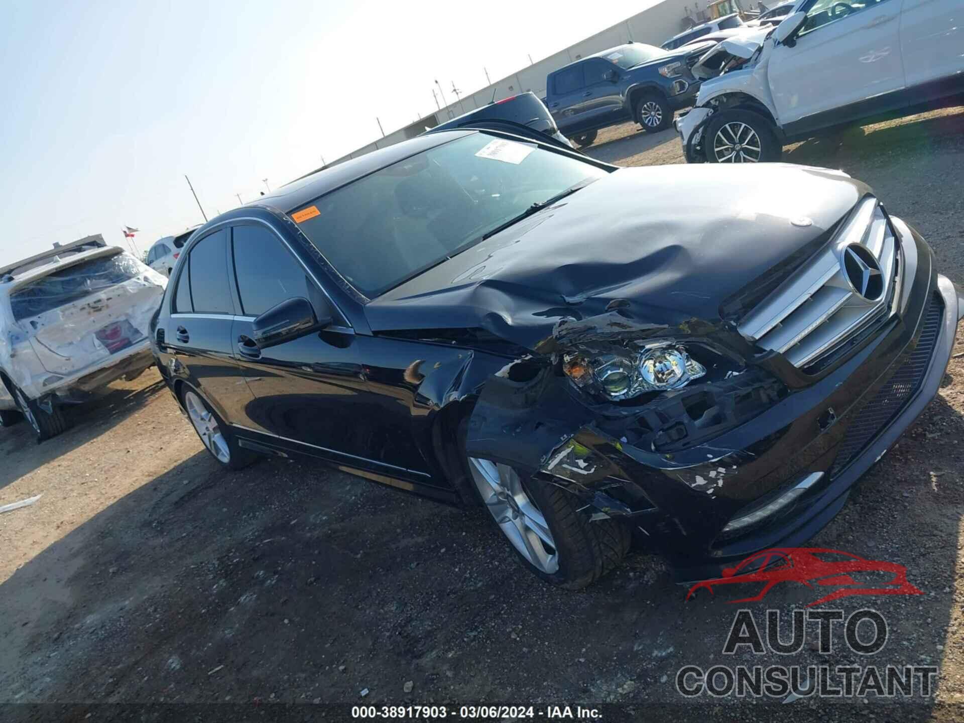 MERCEDES-BENZ C 300 2011 - WDDGF5EB7BA519621