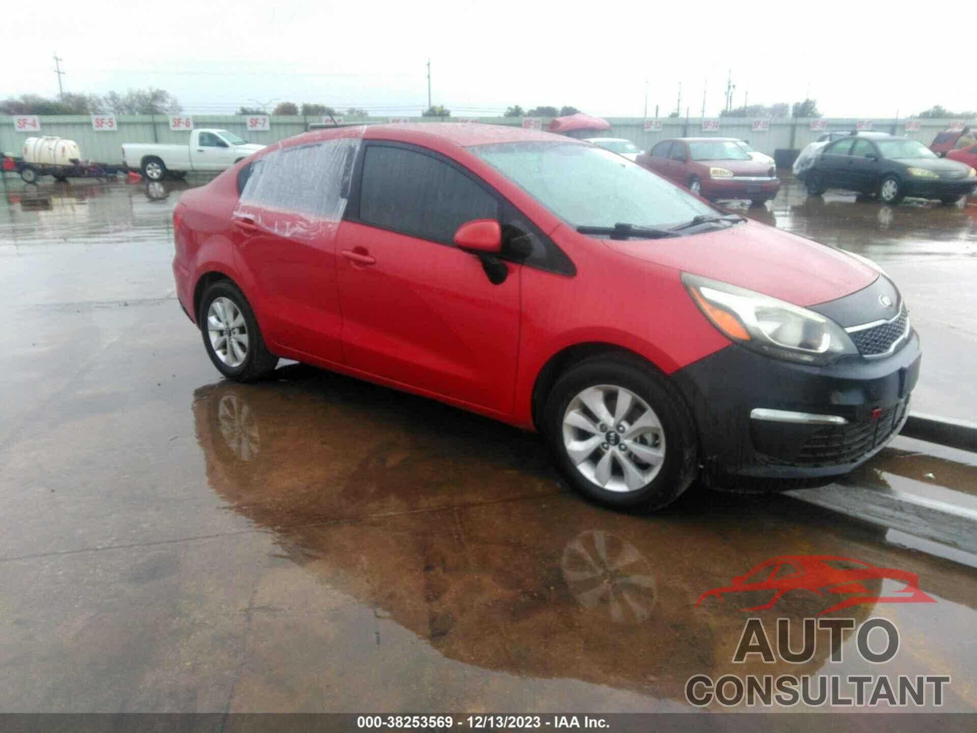 KIA RIO 2016 - KNADN4A38G6575325