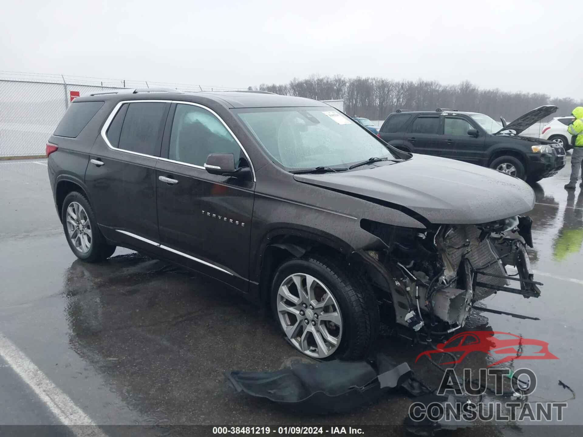 CHEVROLET TRAVERSE 2018 - 1GNERKKW1JJ215012