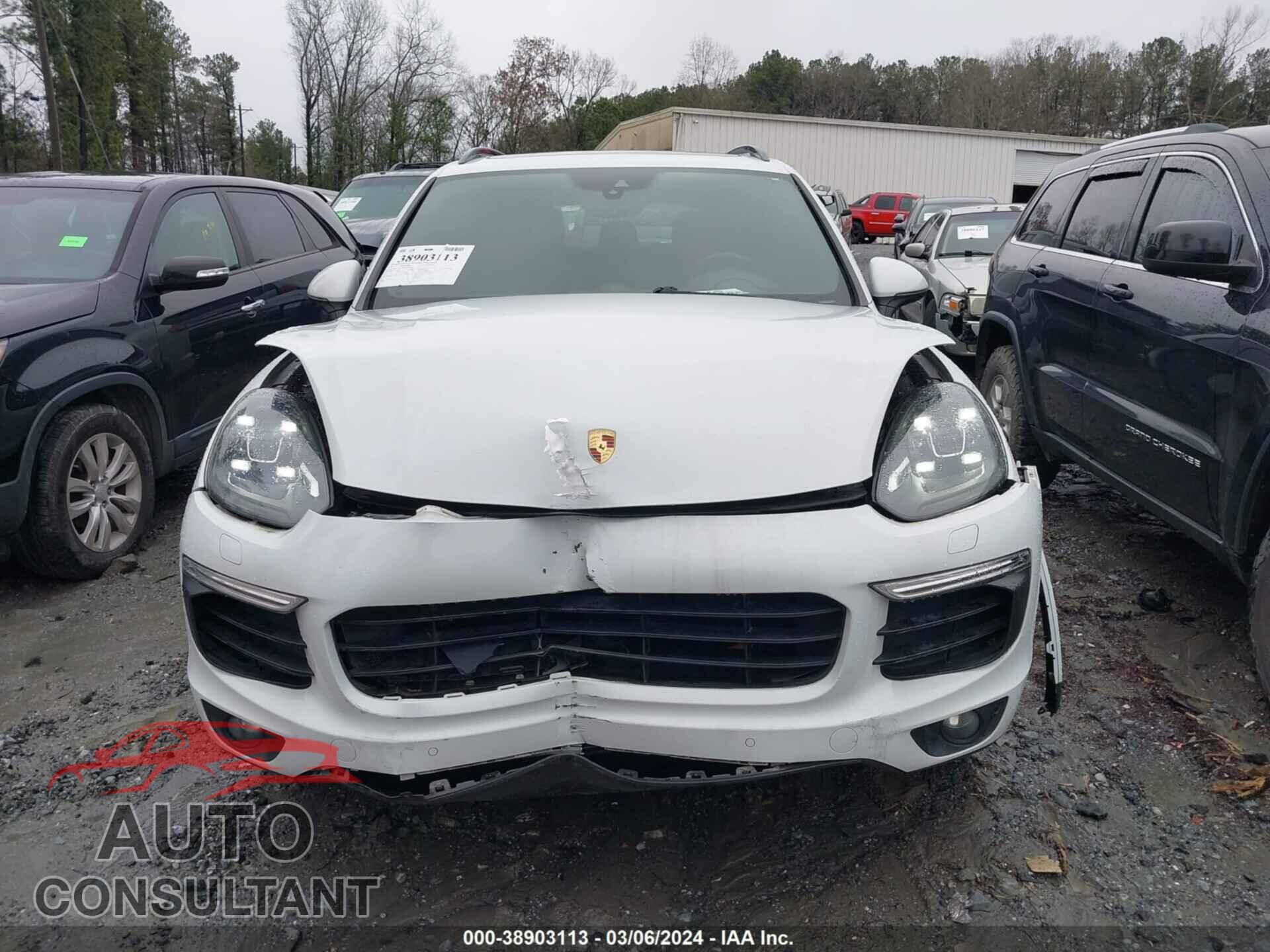 PORSCHE CAYENNE 2017 - WP1AA2A21HKA83501