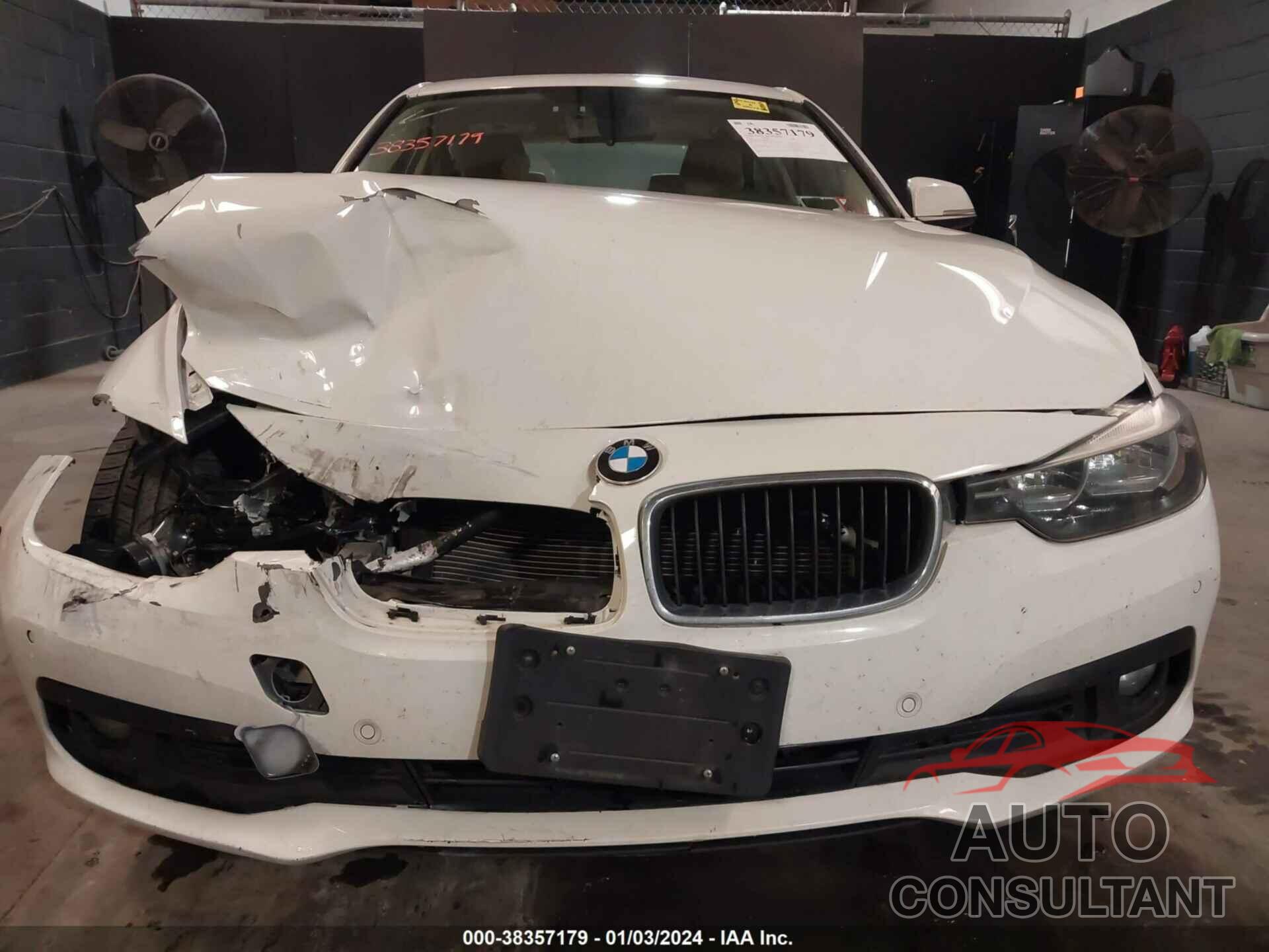 BMW 320I 2016 - WBA8E5G51GNT41940