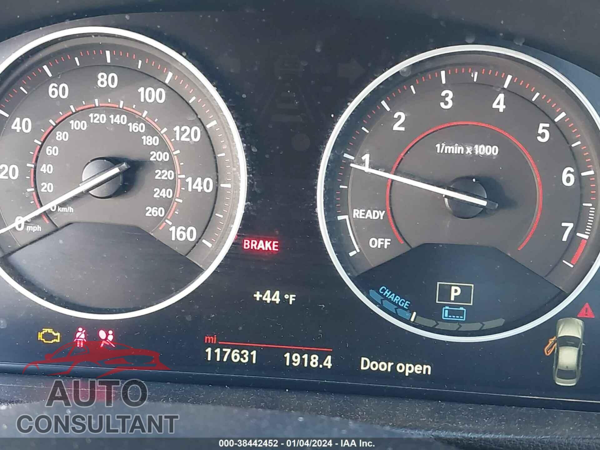 BMW 330E 2017 - WBA8E1C3XHK895476